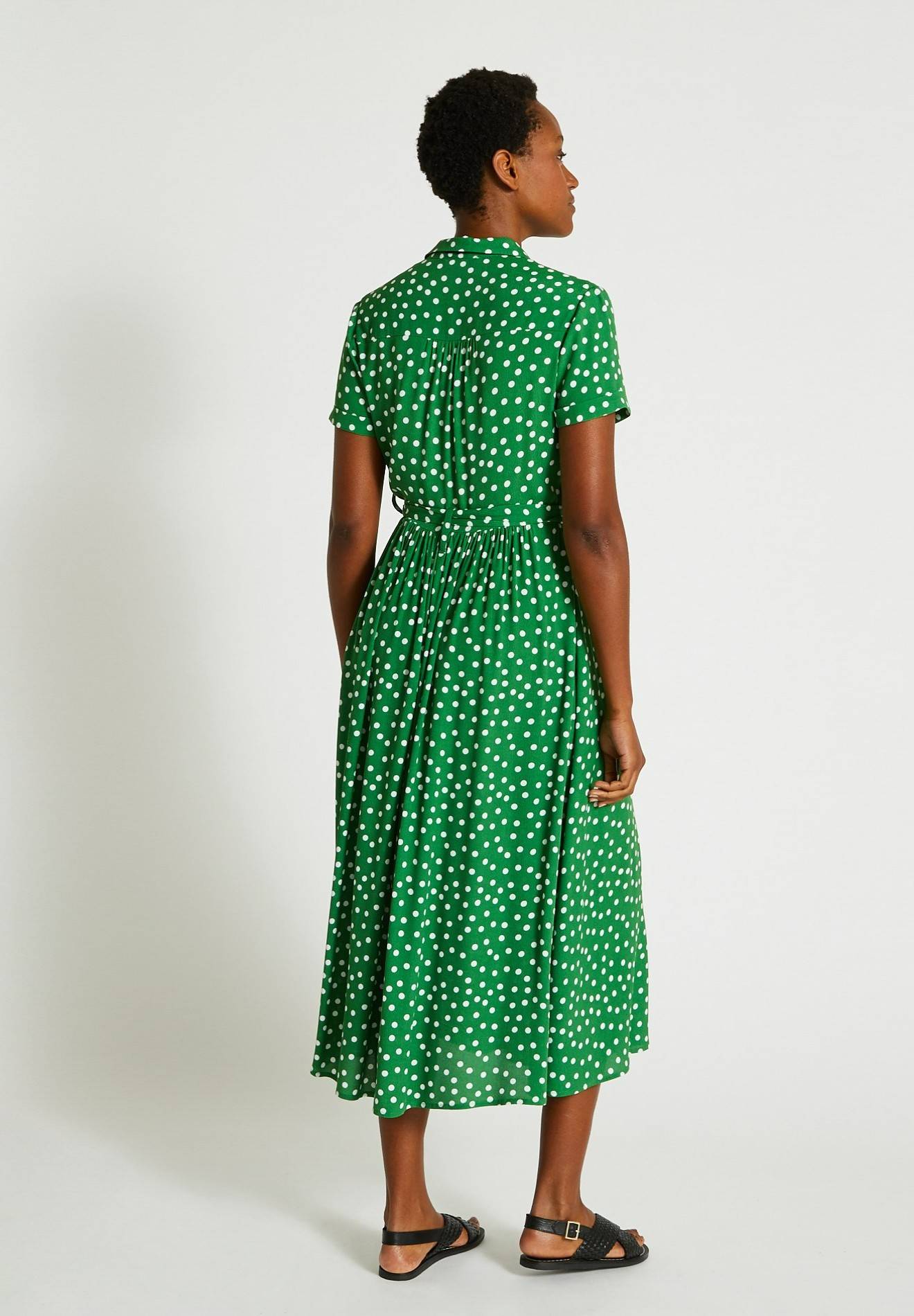 Robe boutonn&eacute;e et ceintur&eacute;e &agrave; pois, Vert, large image number 4