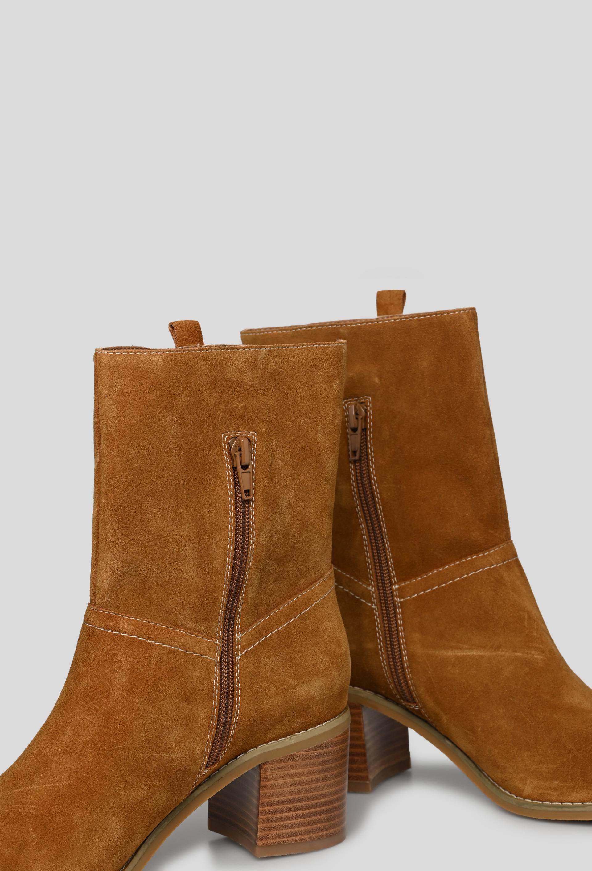 Bottines à talon en croûte de cuir, Beige, large image number 2