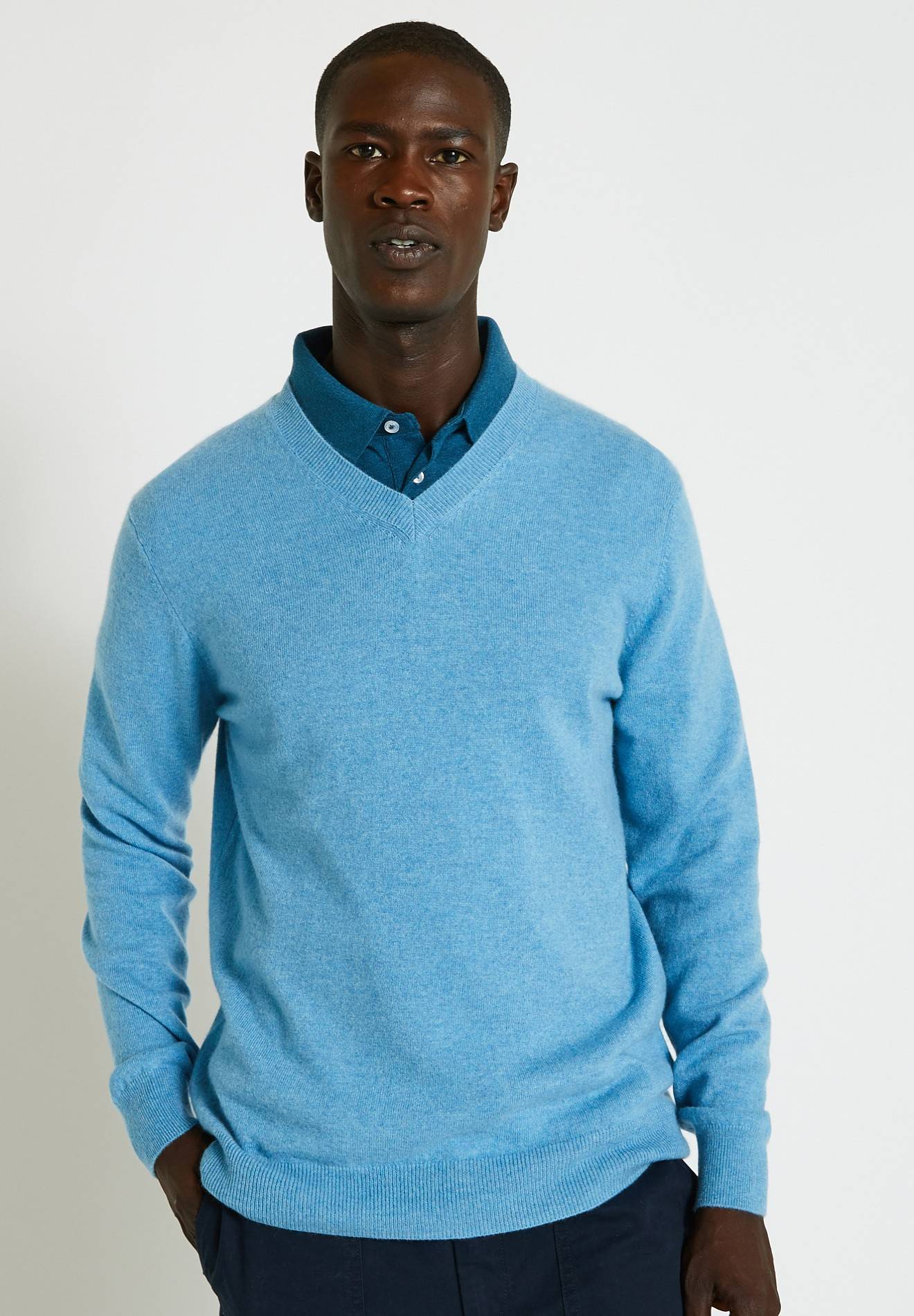 Pull col V en 100% cachemire, Bleu, large image number 3