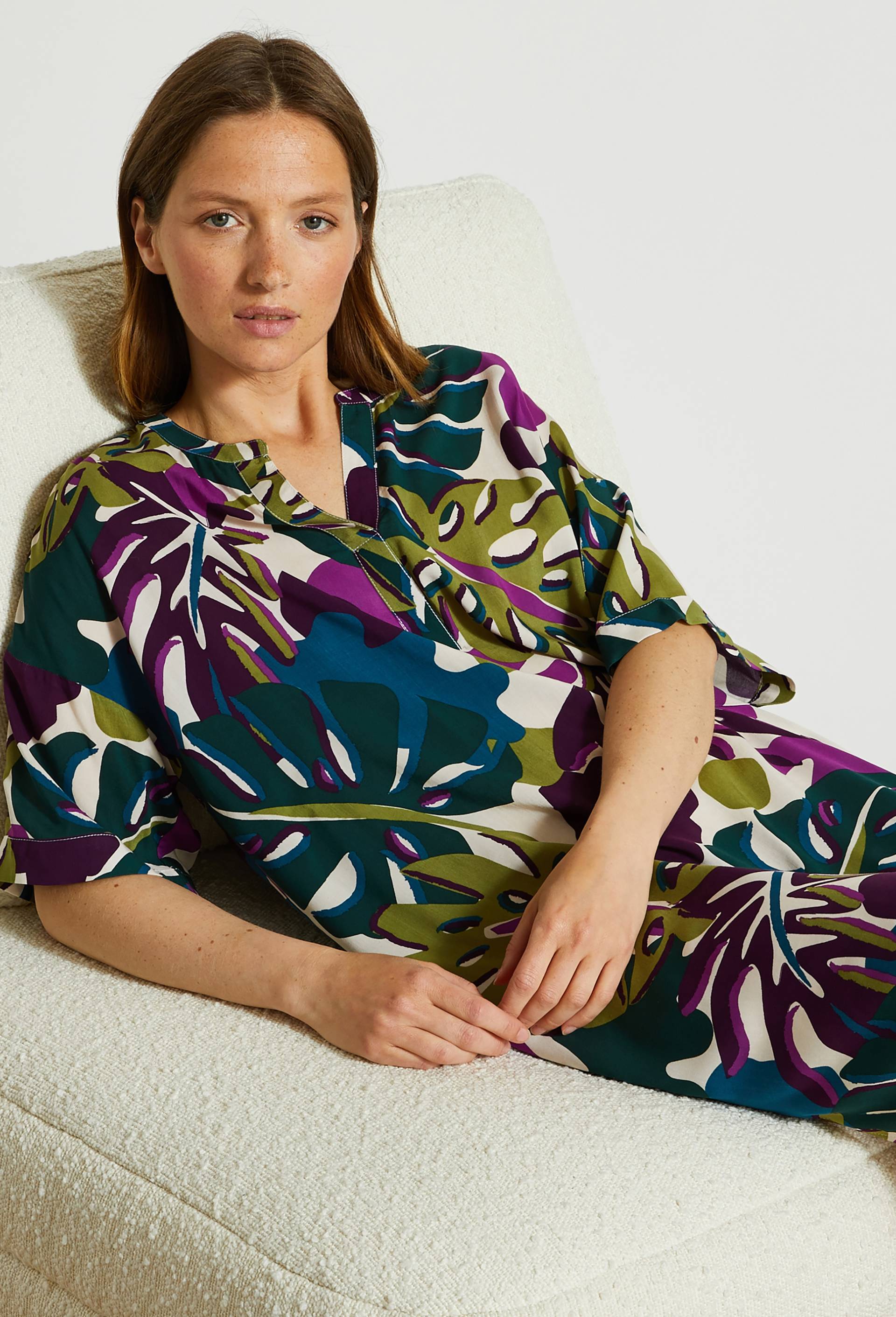 Chemise de nuit manches courtes en viscose ECOVERO, Beige clair, large image number 0