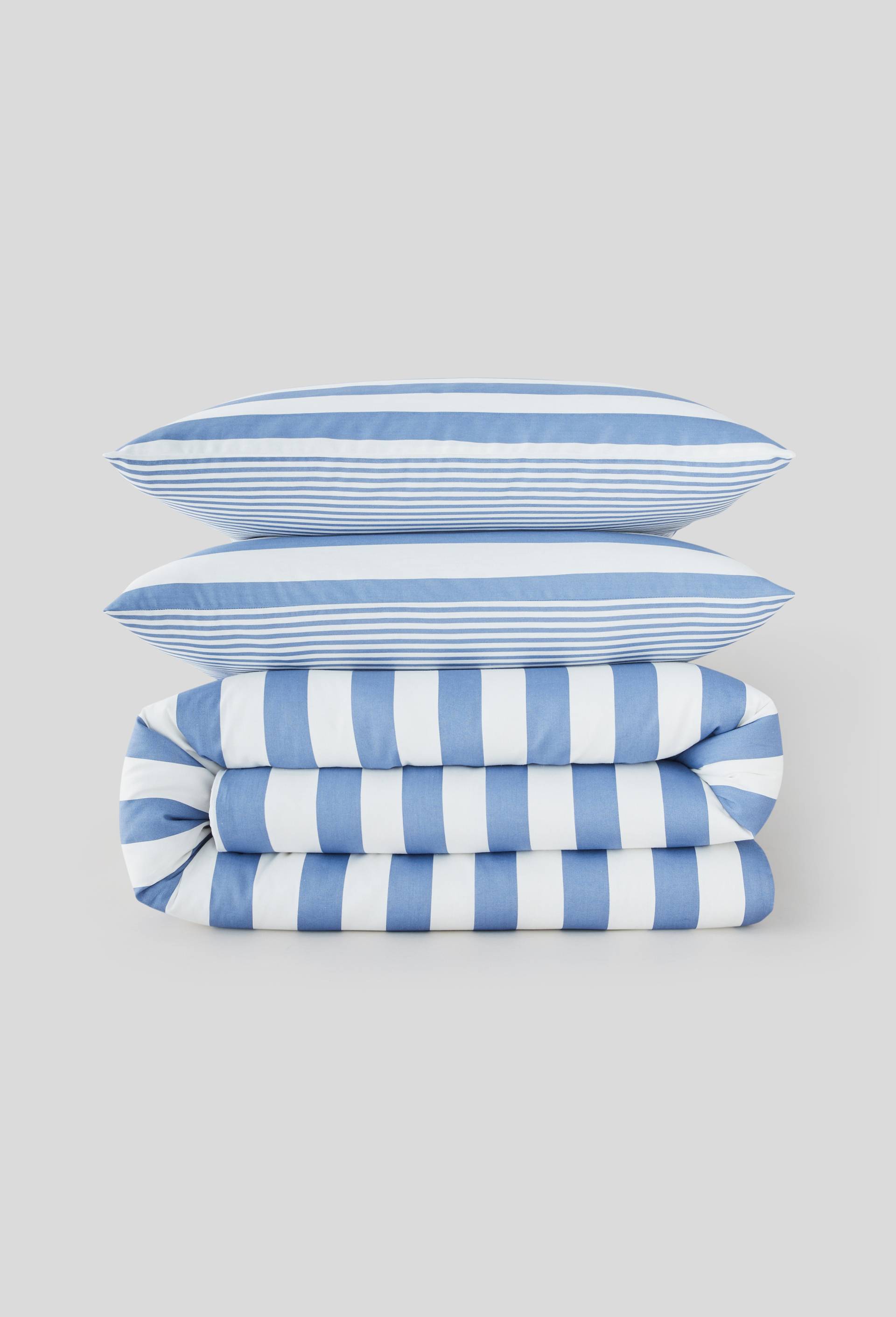 Housse de couette et taie d oreillers, 240x220cm - Renommé par   « Mondodoprix » sur le compte TikTok @monoprix par @m.a.r.i.e.4.9, Bleu, large image number 0