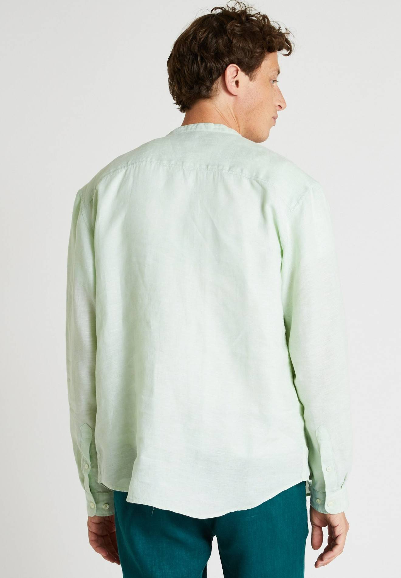 Chemise manches longues col mao en lin, Vert clair, large image number 4.0