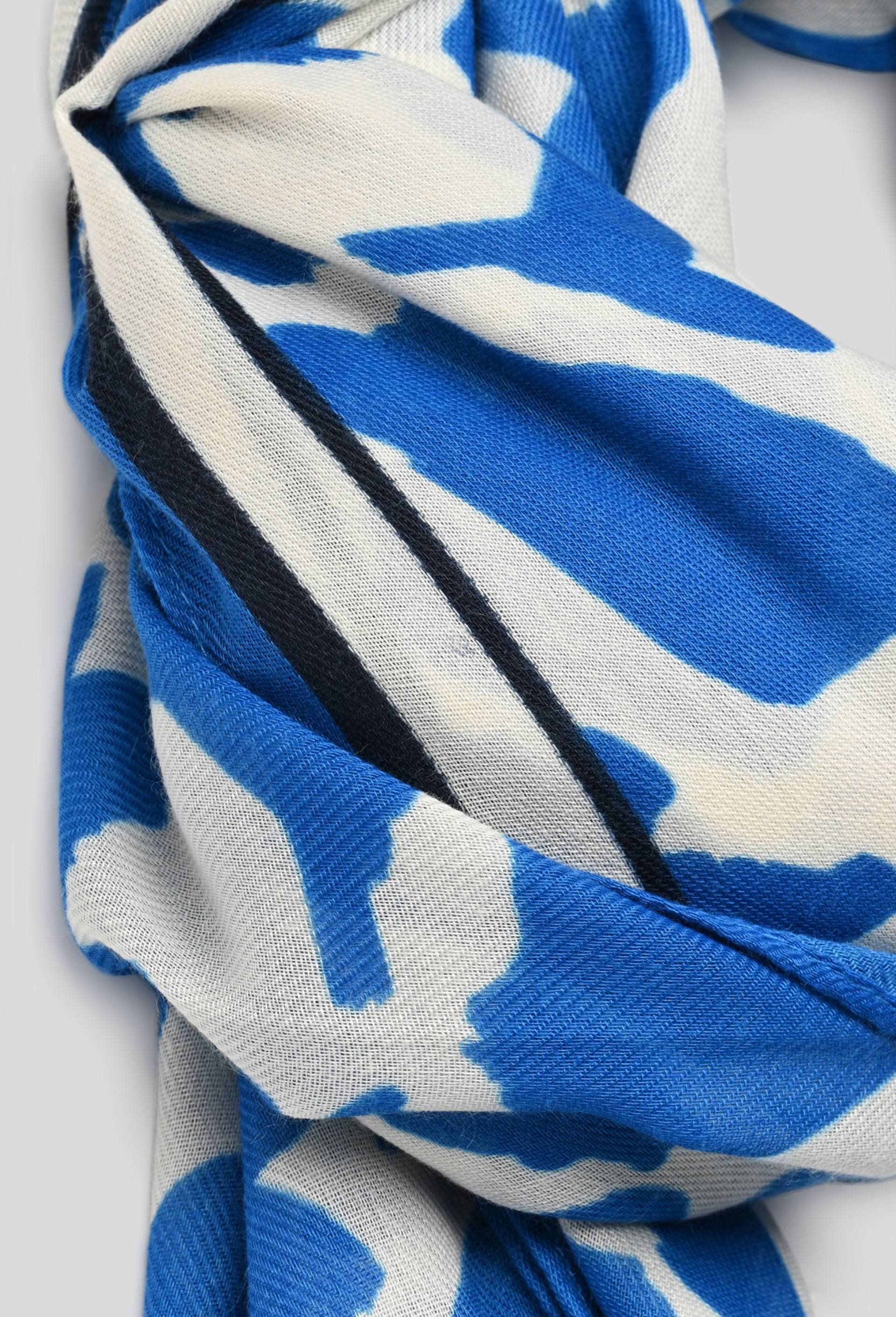 Etole, BLEU, large image number 2