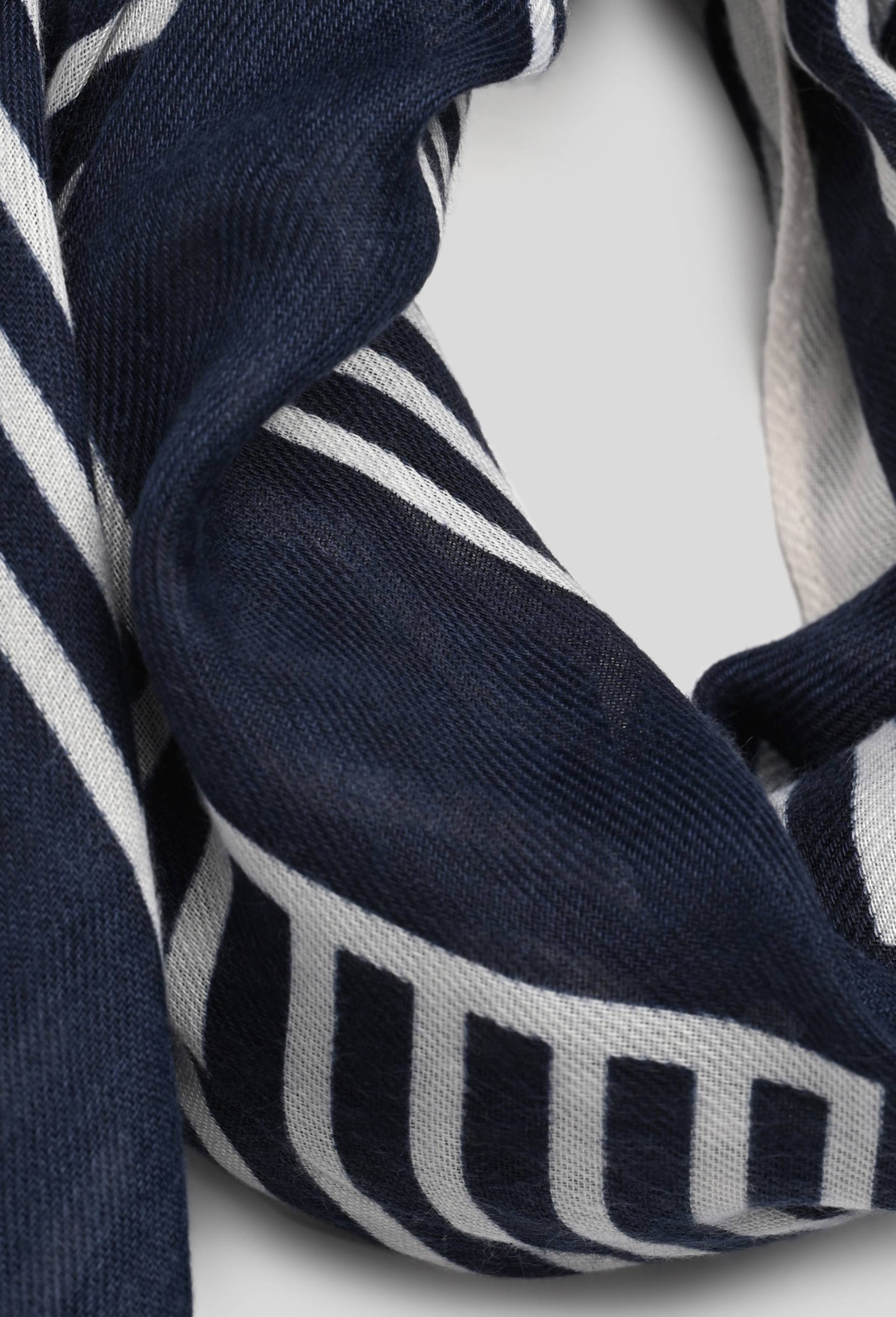Carré imprimé géométrique certifié OEKOTEX, Bleu foncé, large image number 2.0