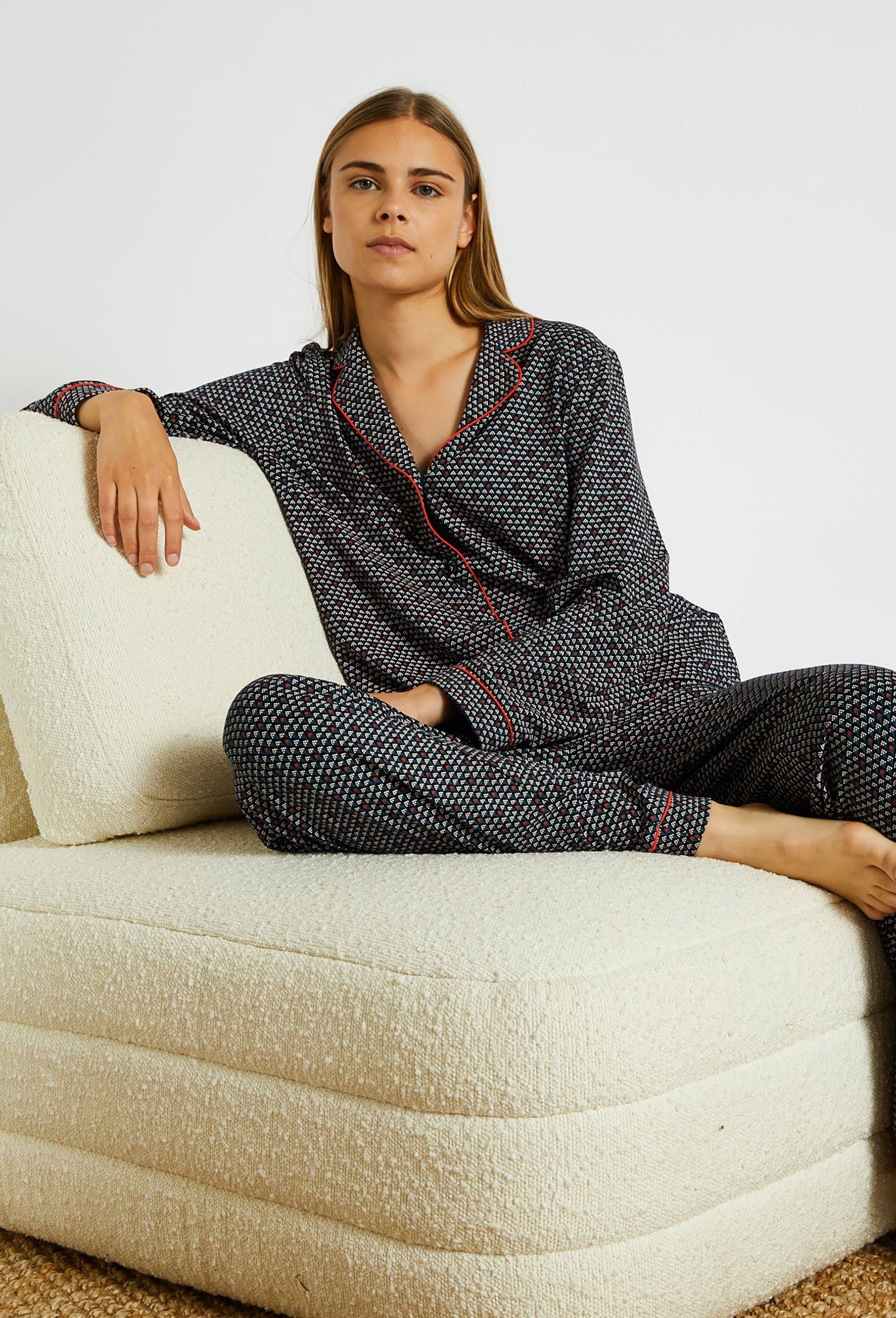 Pyjama col tailleur en viscose ECOVERO, Bleu foncé, large image number 0