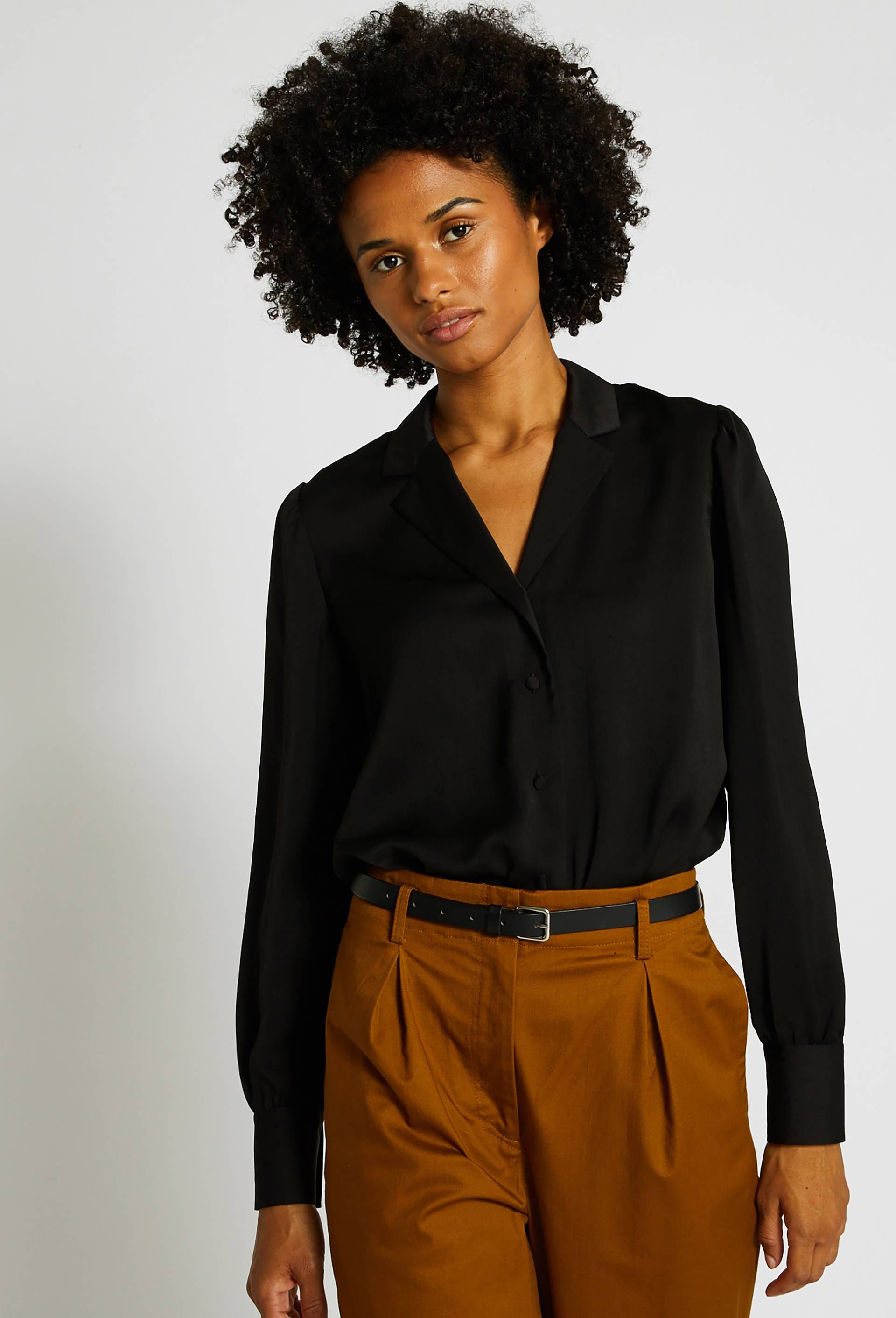 Chemise col tailleur unie, Noir, large image number 0