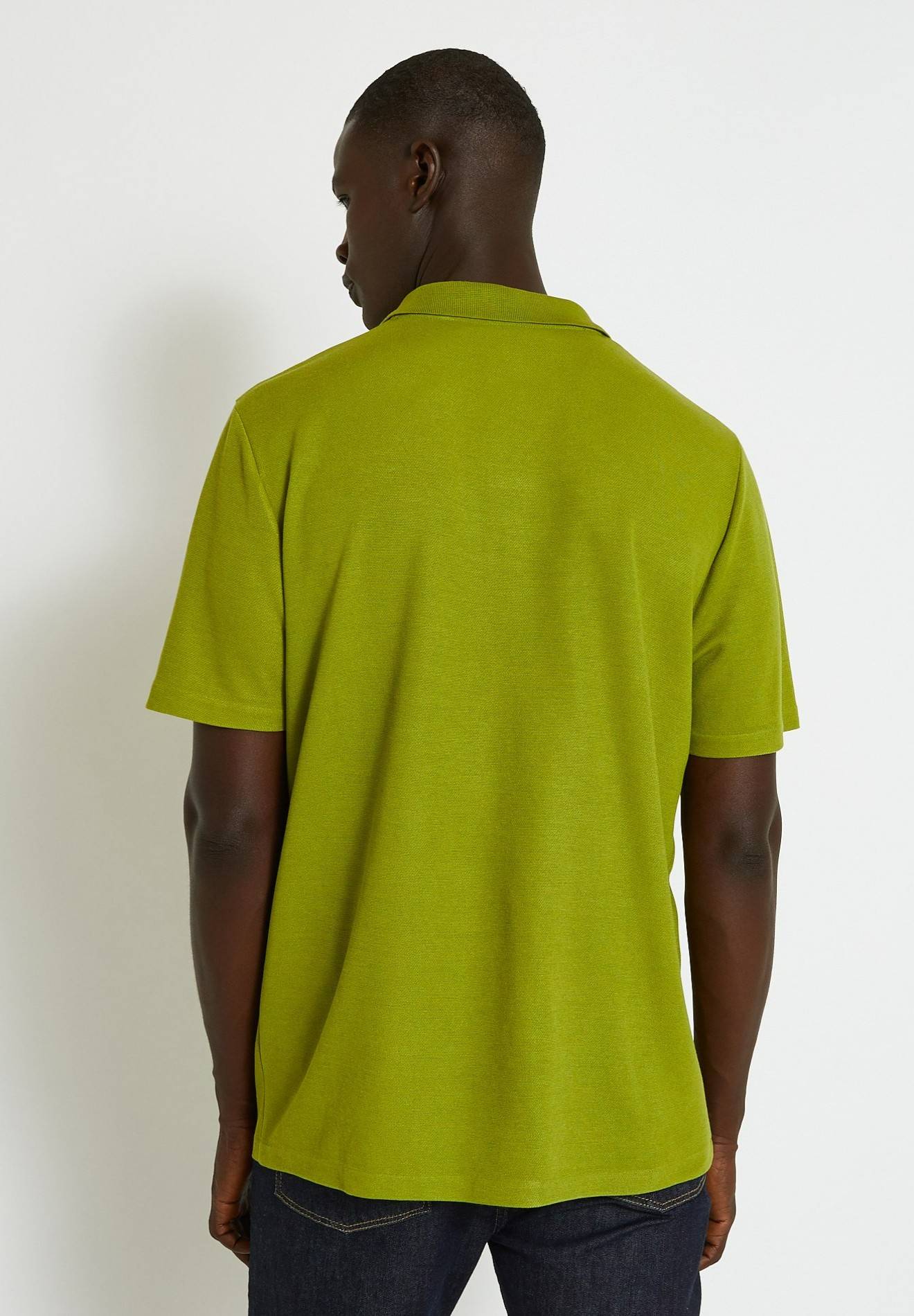 Polo manches courtes en viscose, Vert, large image number 4.0