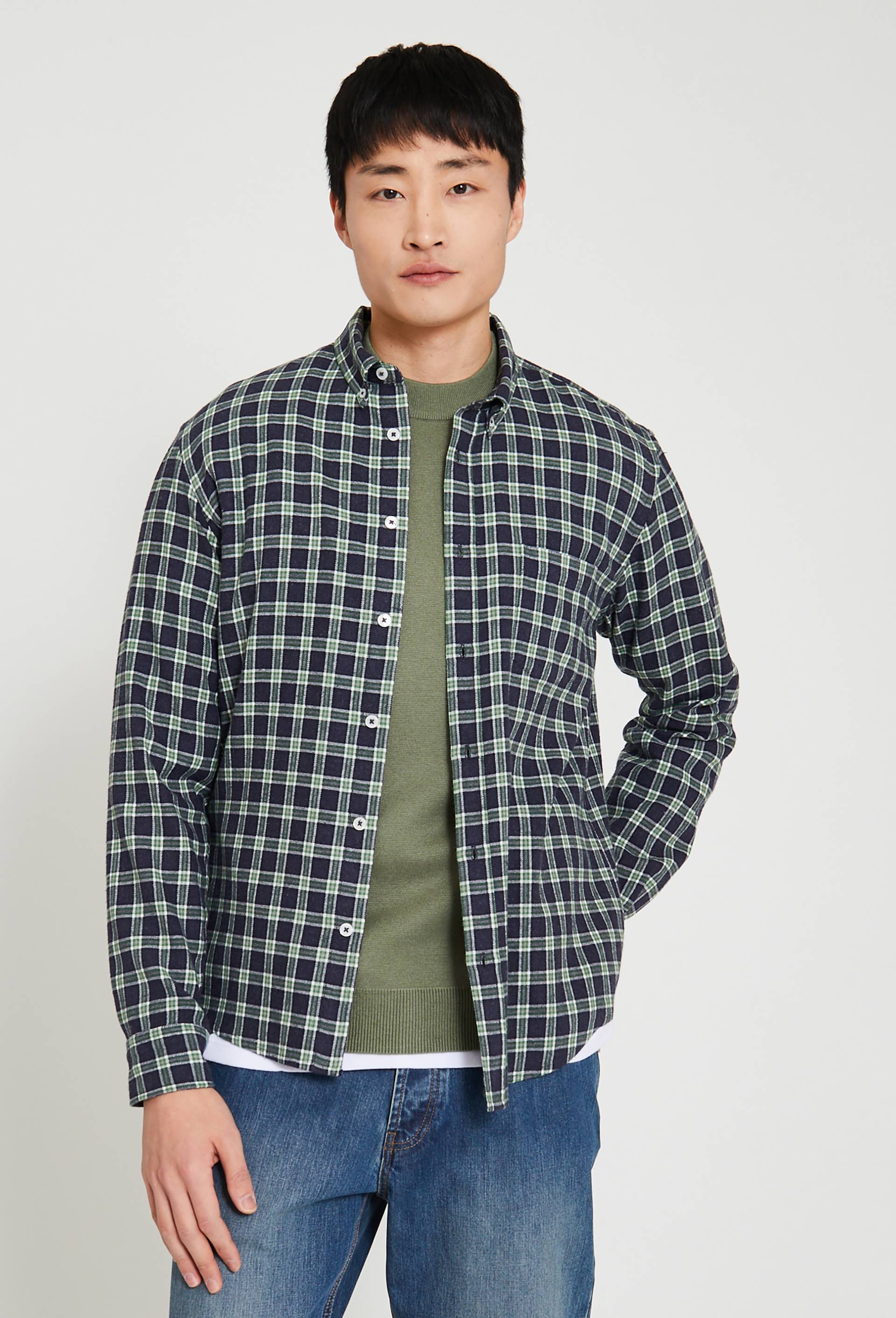 Chemise manches longues à carreaux en flanelle de coton BIO GOTS, Bleu foncé, swatch image