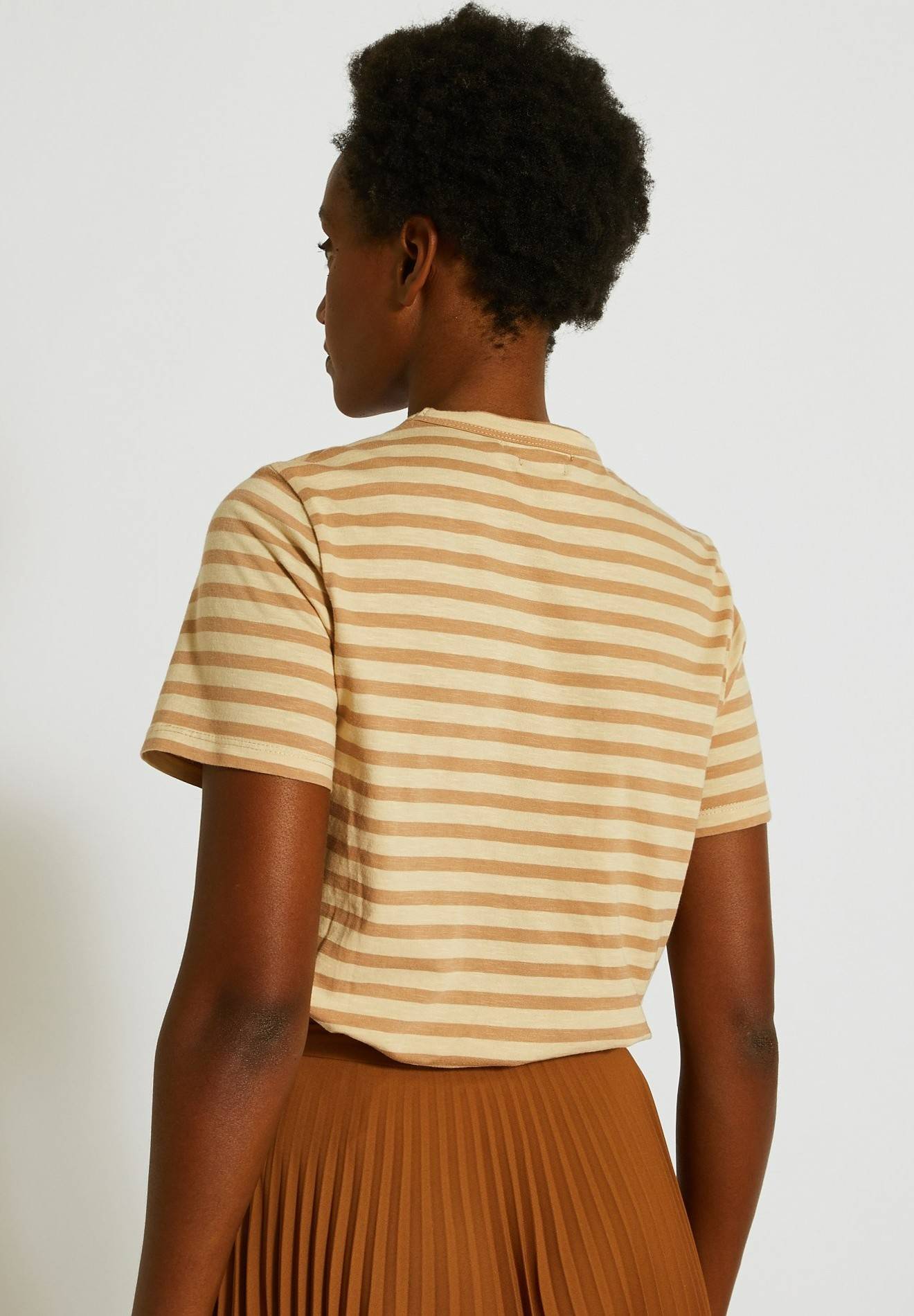 T-shirt ray&eacute; en coton, Beige, large image number 4