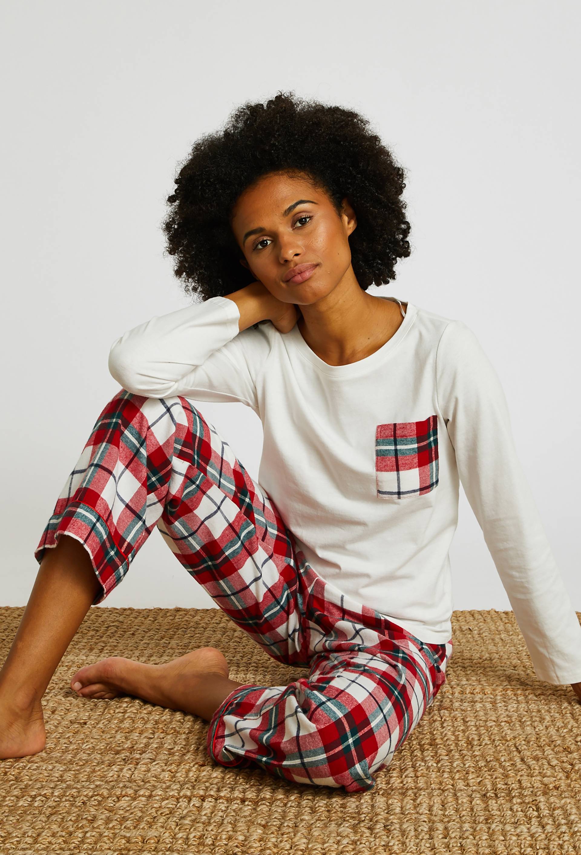 Pyjama col rond OEKOTEX, Rouge, large image number 0