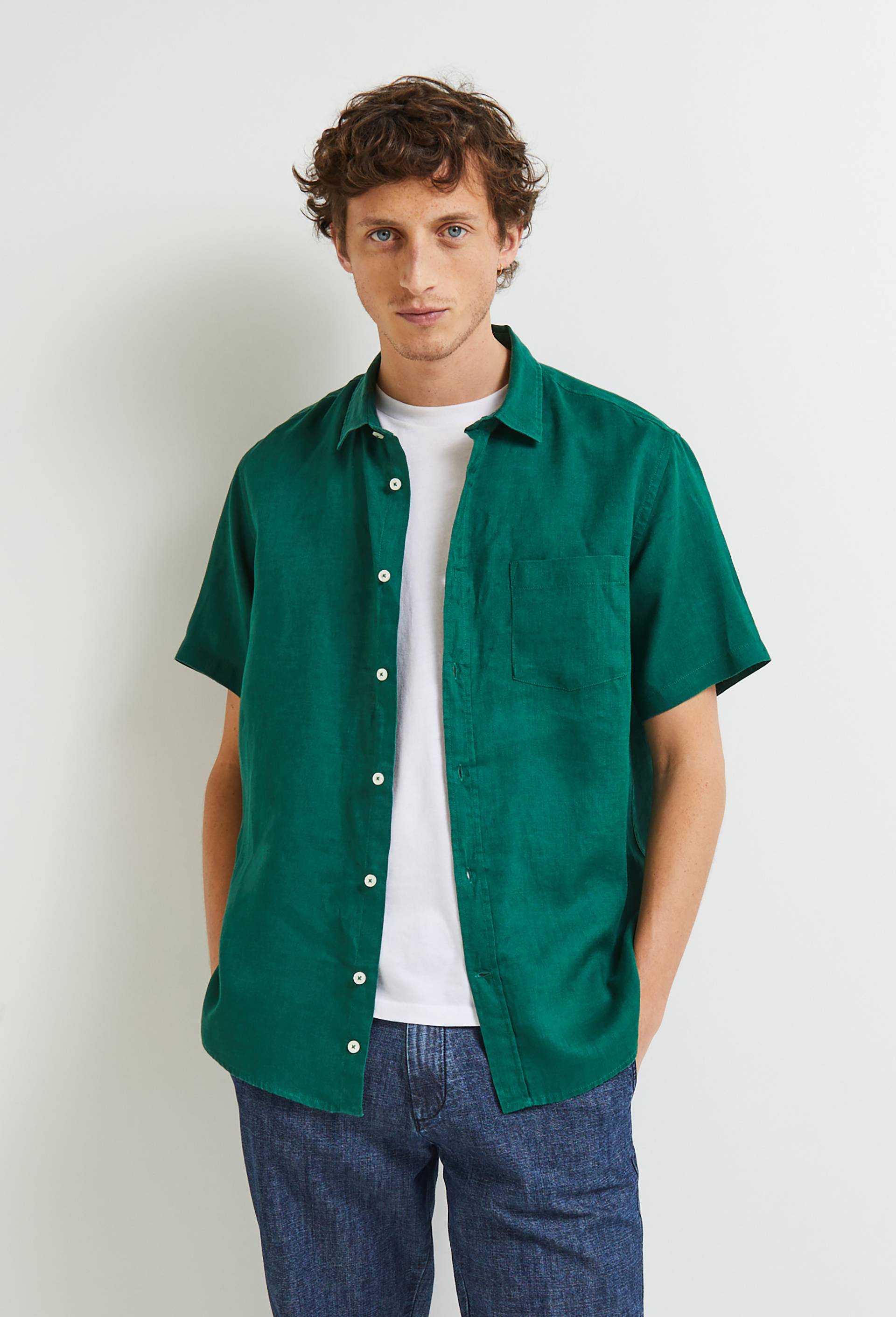 Chemise manches courtes en lin, Vert foncé, large image number 0