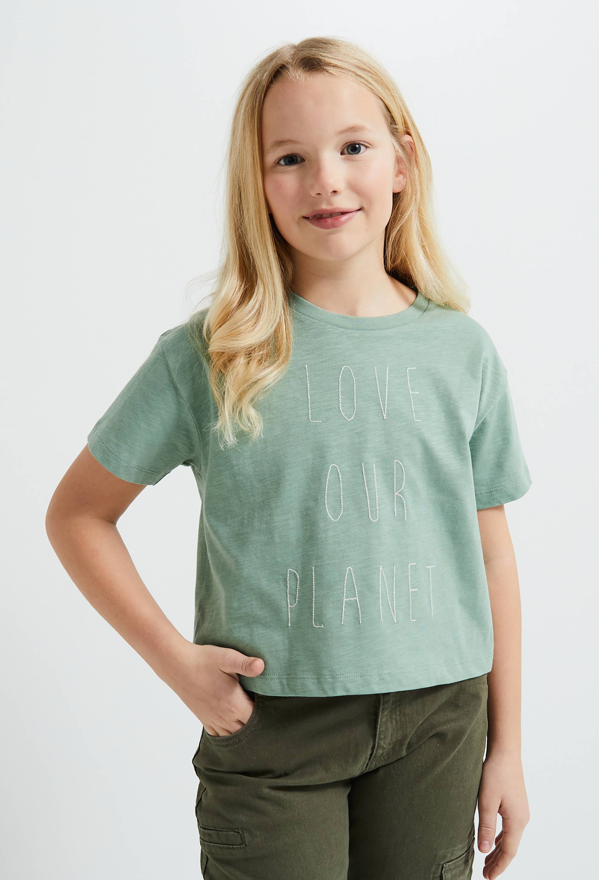 T-shirt manches courtes brodé, coton BIO, Vert foncé, large image number 0.0