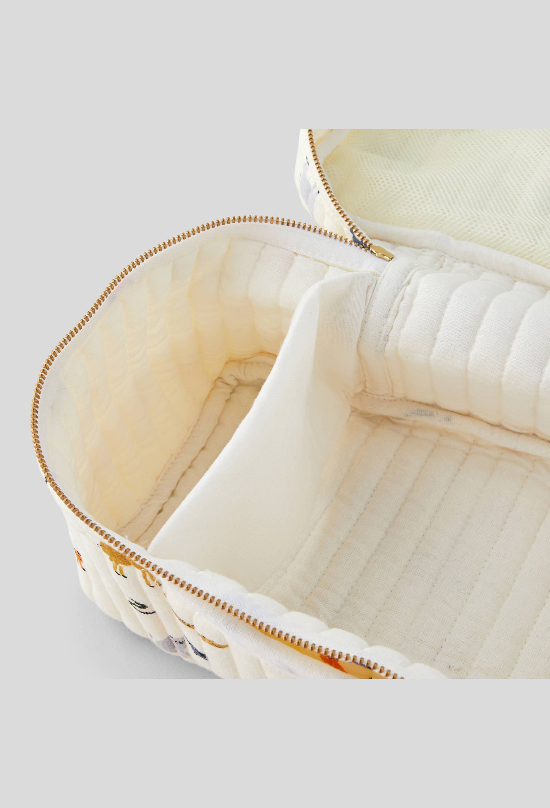 Trousse de toilette imprim&eacute;e, 30x17x17cm, en gaze de coton, Ecru, large image number 1