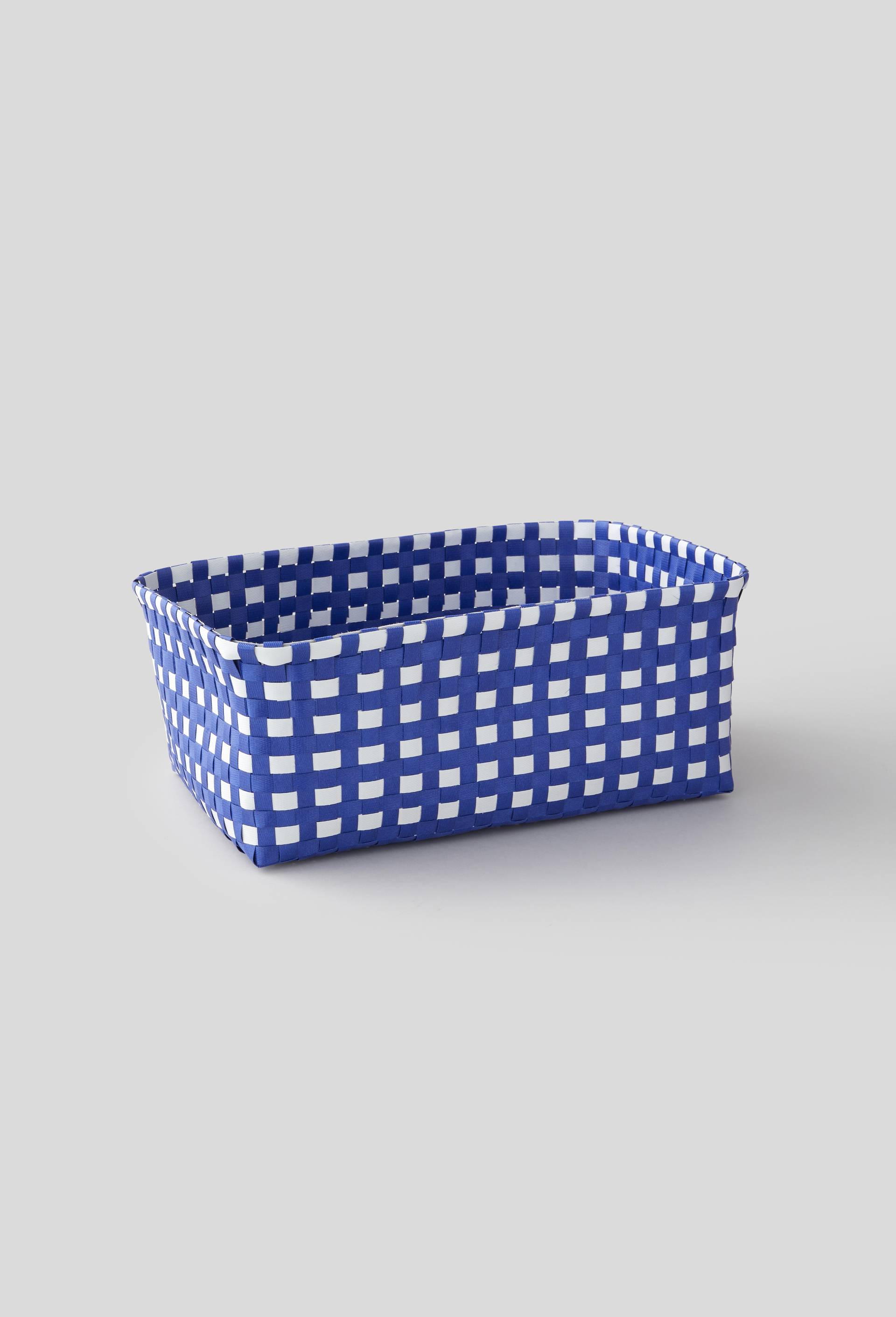 Panier rectangulaire tressé en plastique, 13 x 33 x 22 cm, Bleu, large image number 0.0