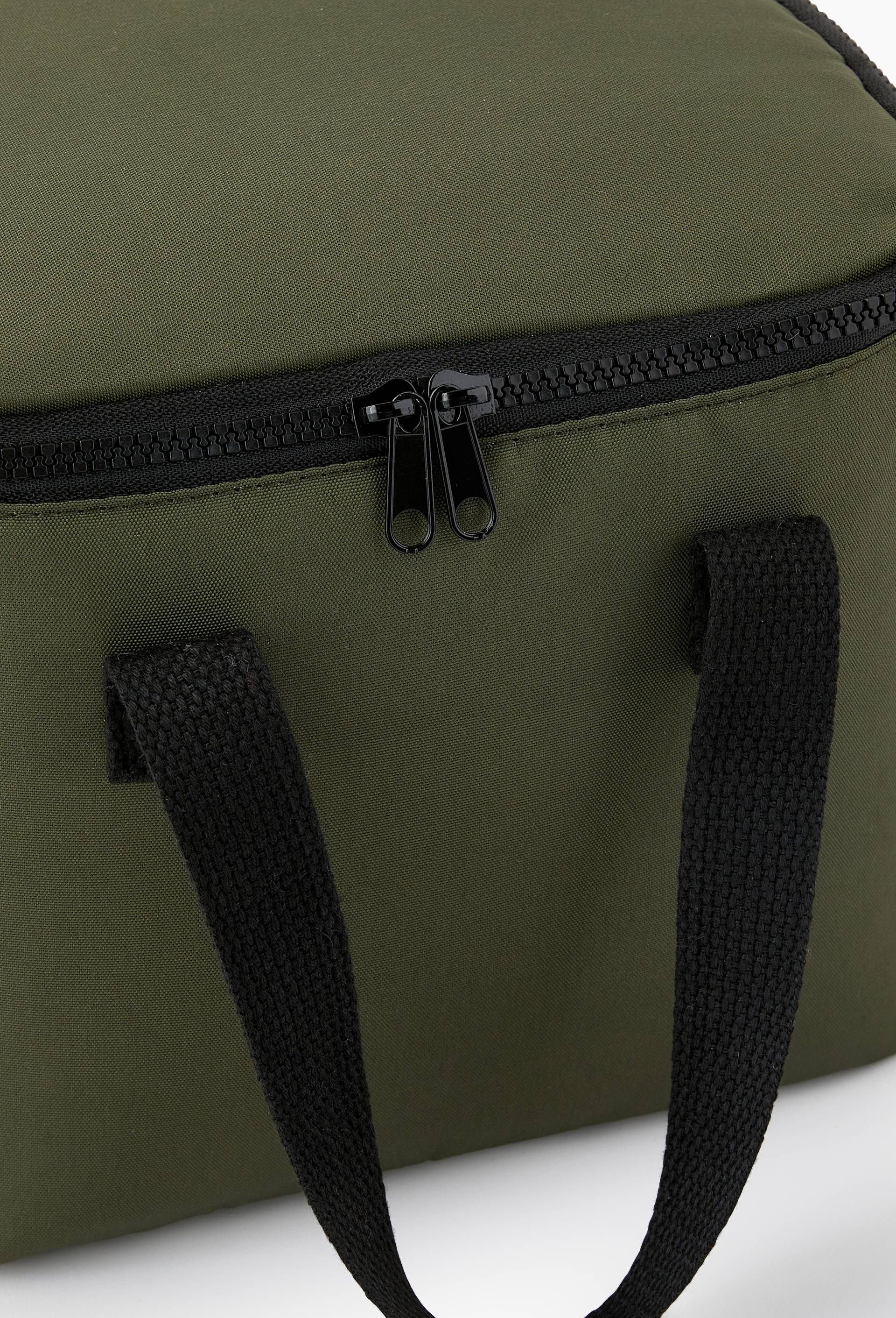 Sac isotherme 7L, 23*16*19,3cm,polyester recycl&eacute;, Vert fonc&eacute;, large image number 2