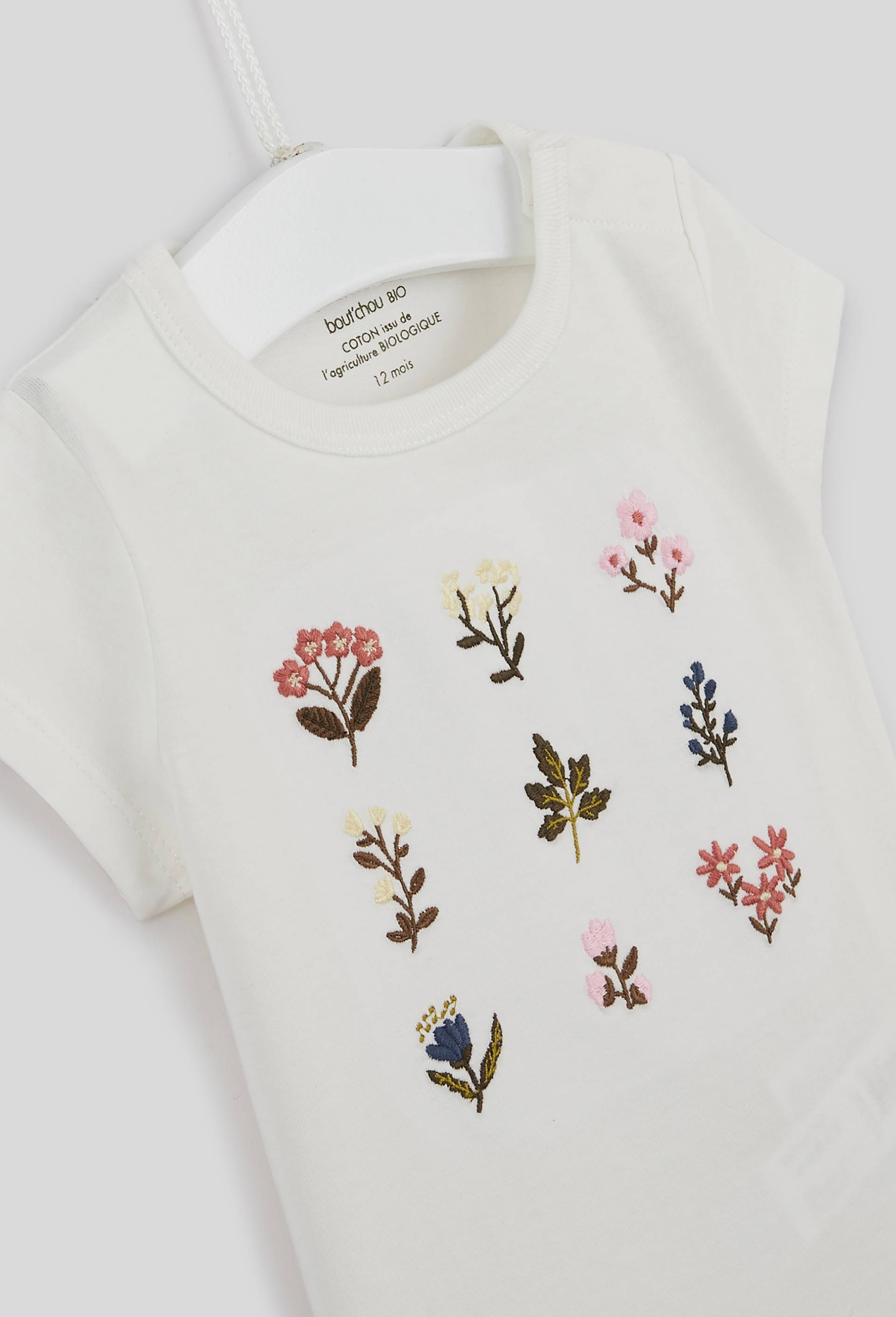 T.shirt manches courtes brodé en coton BIO, certifié Oeko-Tex, Ecru, large image number 2.0