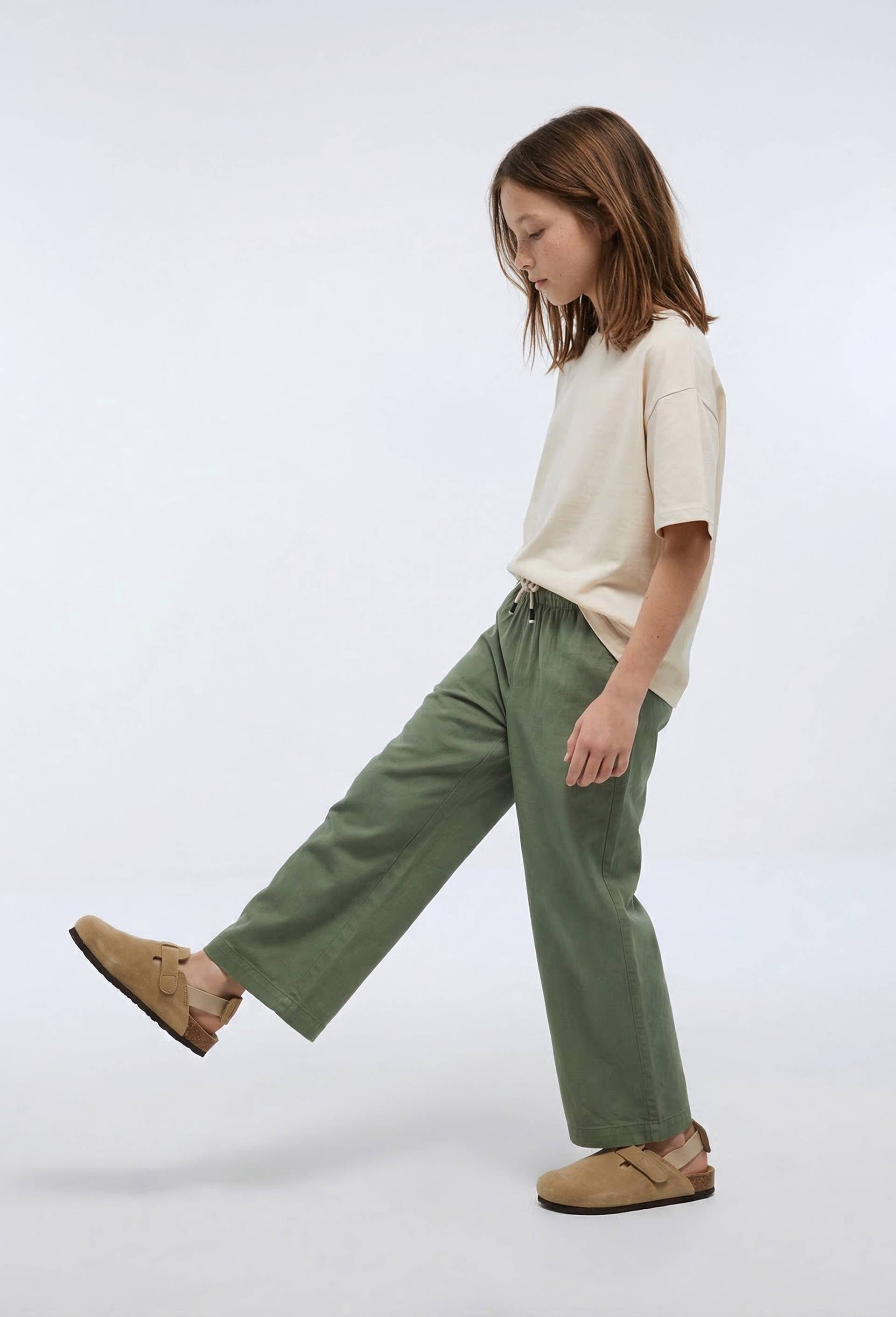 Pantalon large contenant du lin, Vert, swatch image
