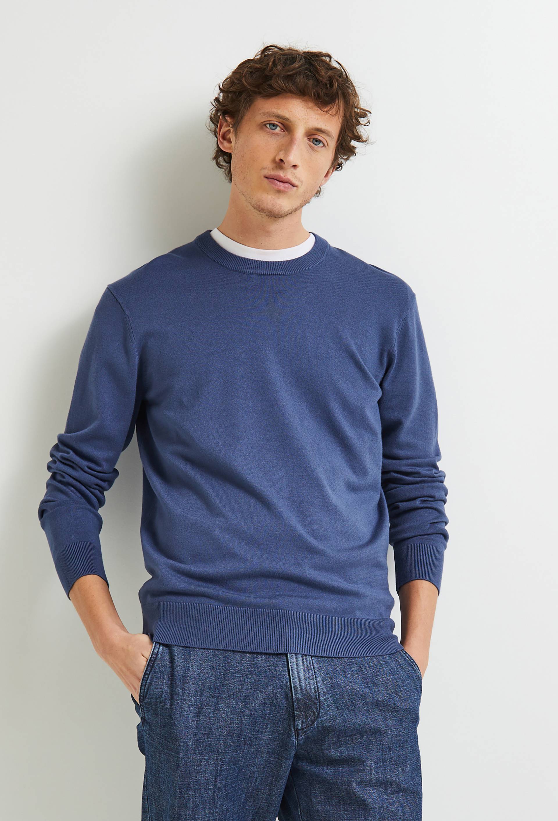 Pull col rond, Bleu foncé, large image number 0.0