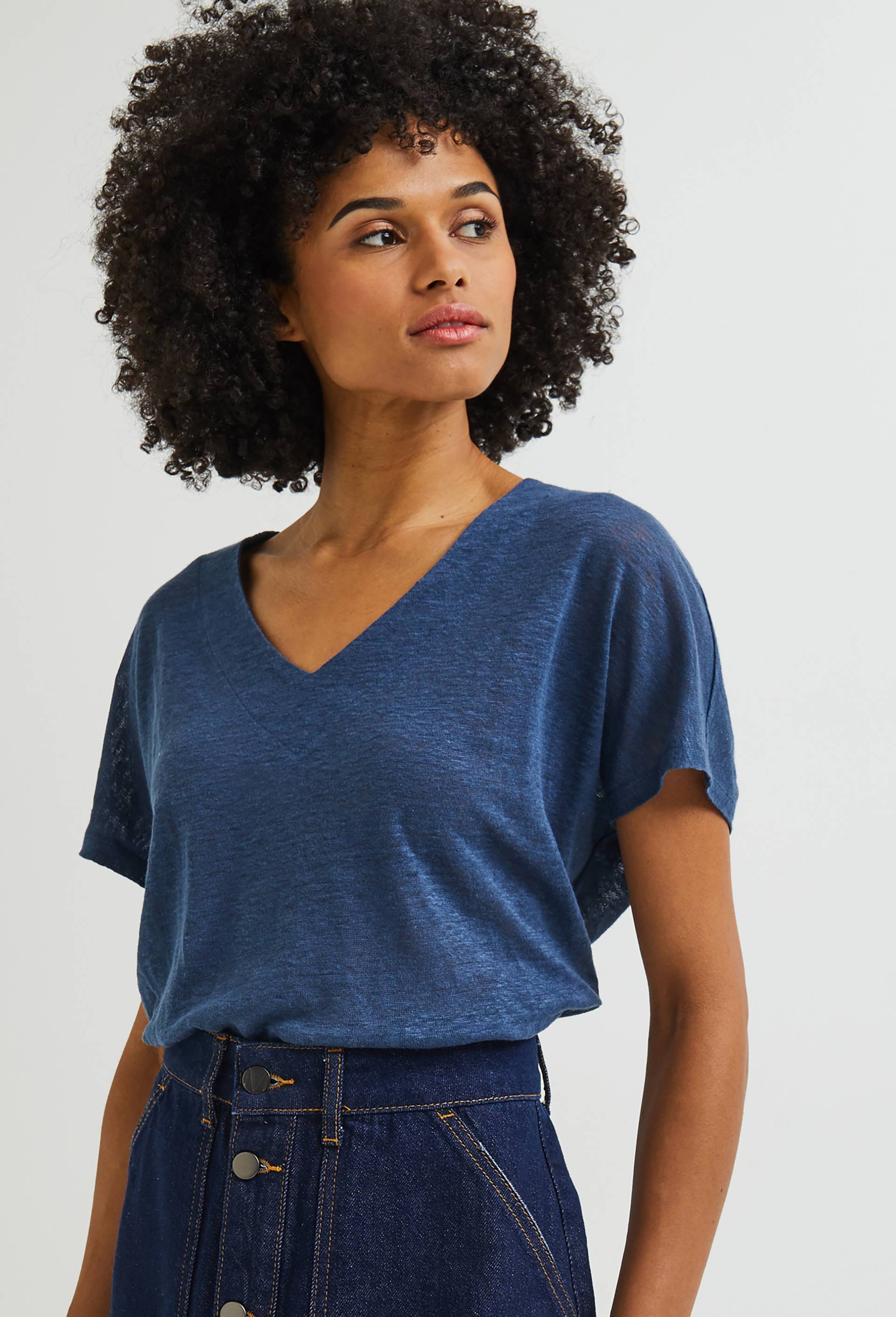 T.shirt uni en lin, Bleu foncé, large image number 0.0