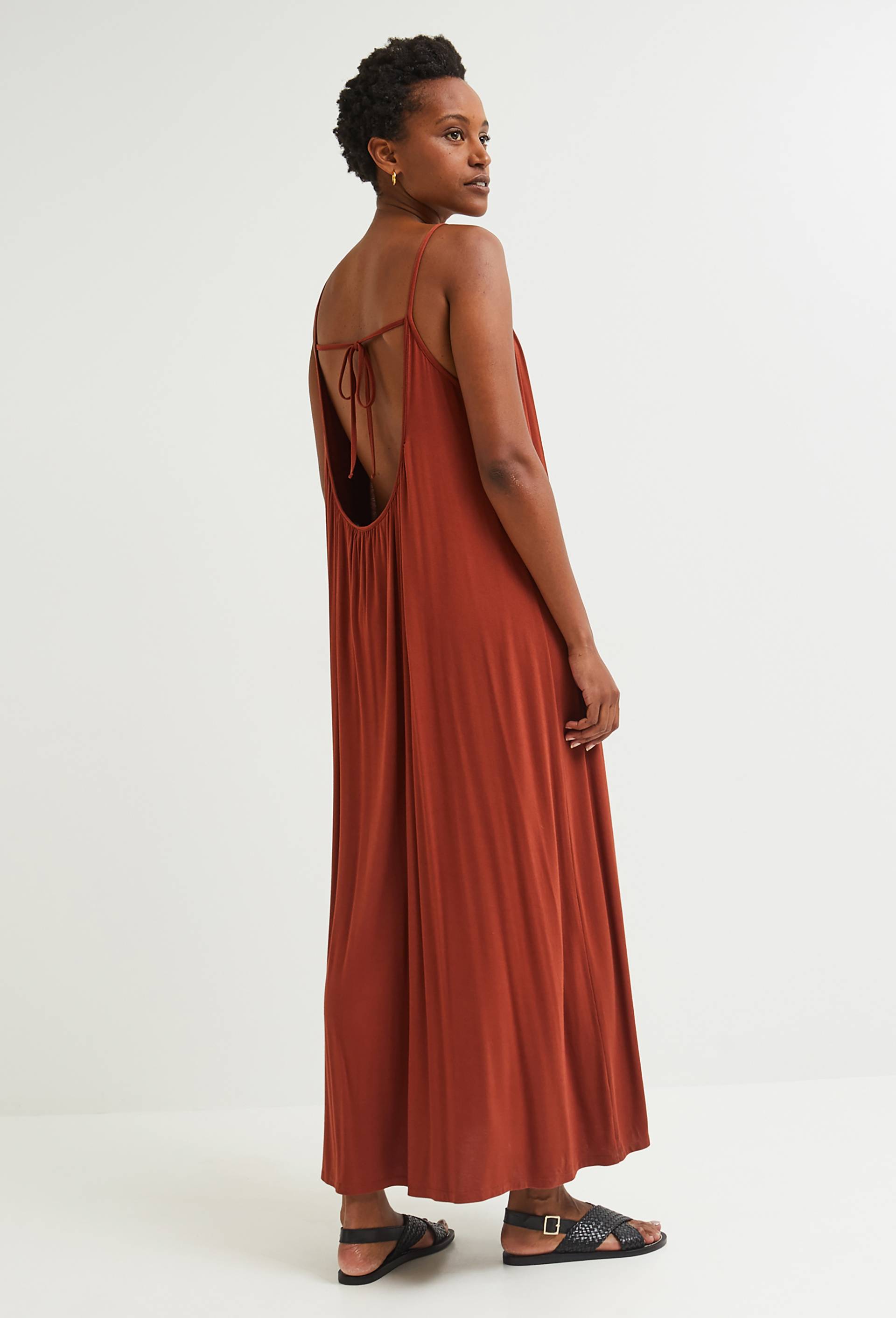 Robe décolleté dos, Brun, large image number 3.0