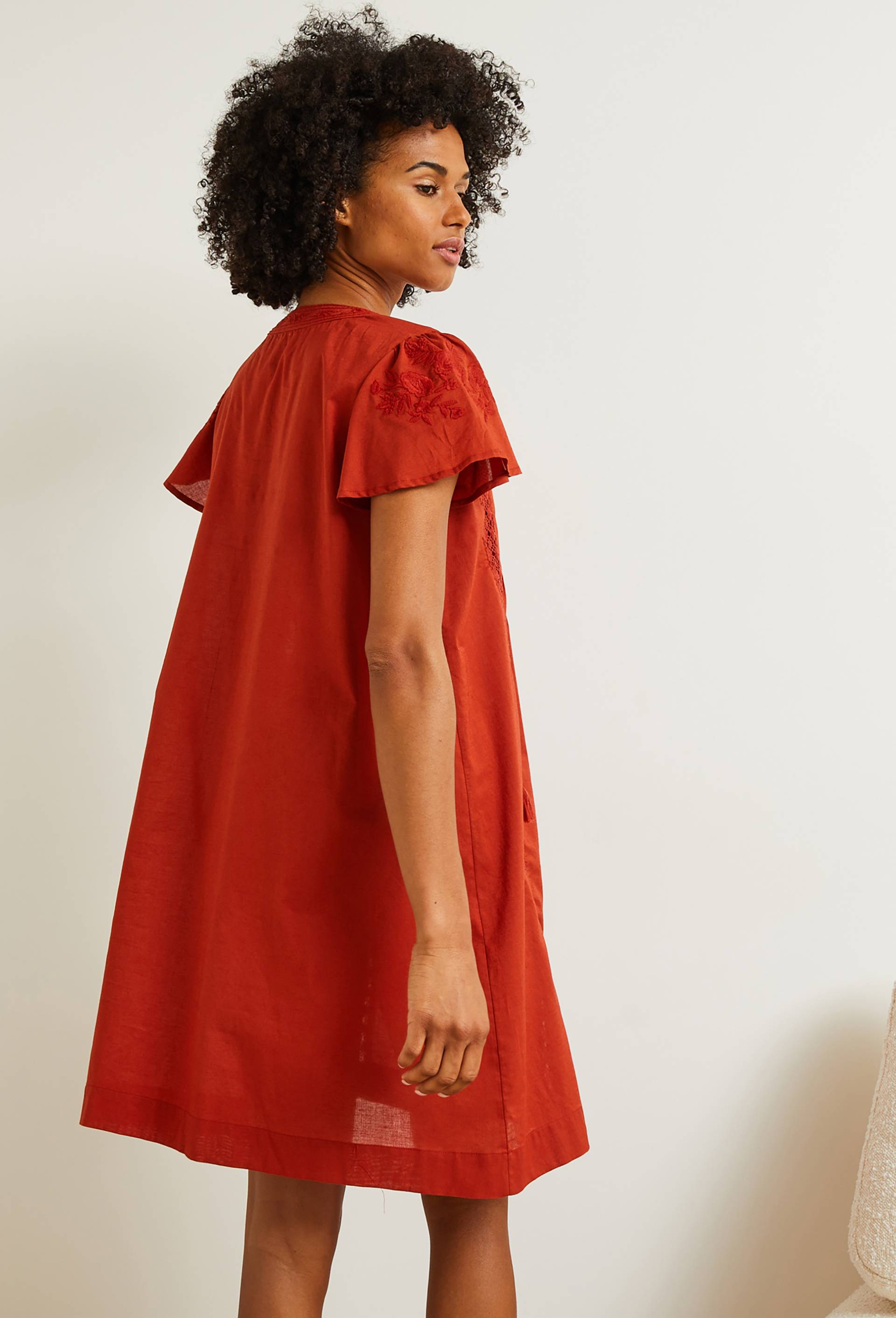 Chemise de nuit à broderies en coton, Bio, Rouge foncé, large image number 1.0