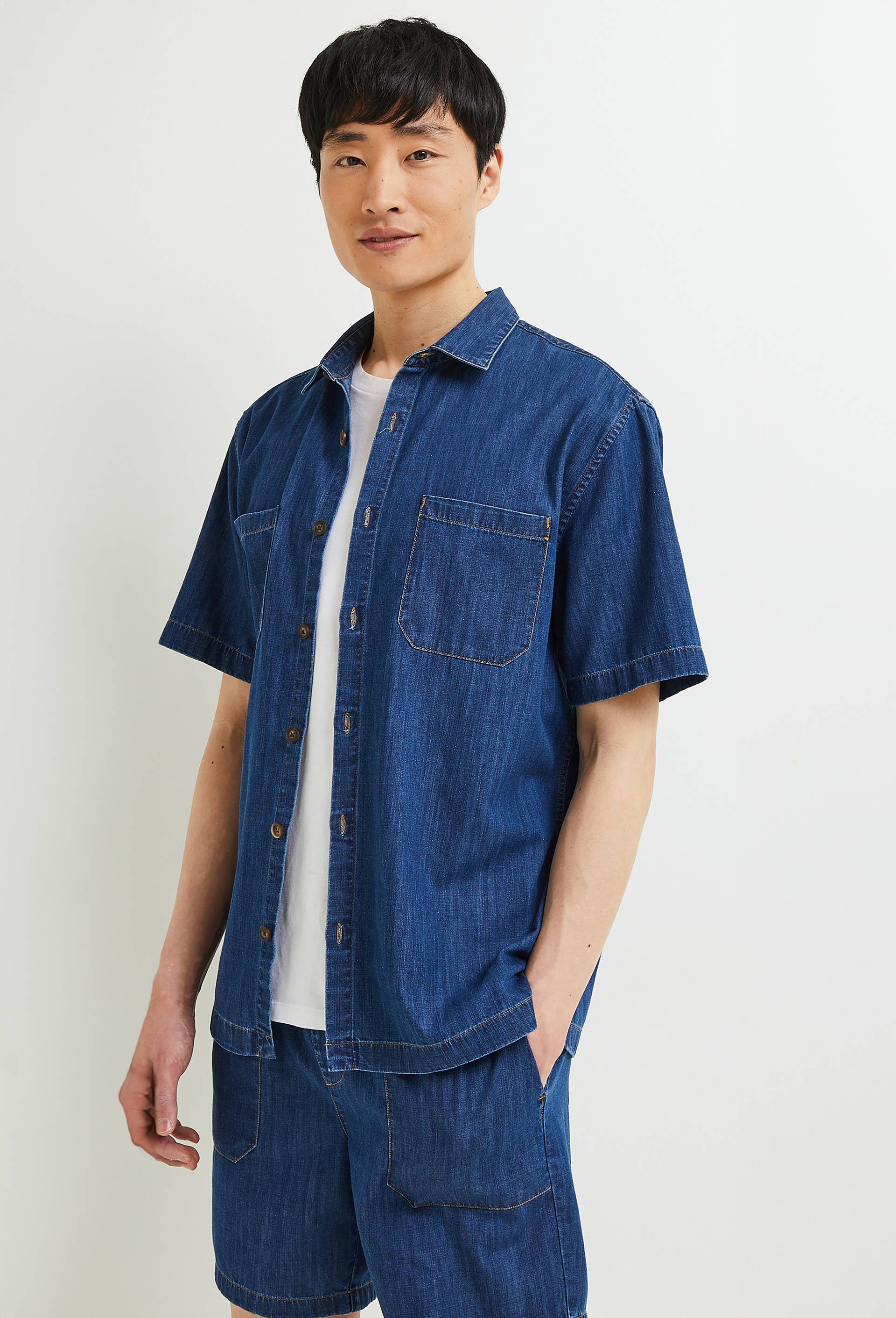 Chemise manches courtes en denim, Oeko-tex, Bleu clair, large image number 0.0