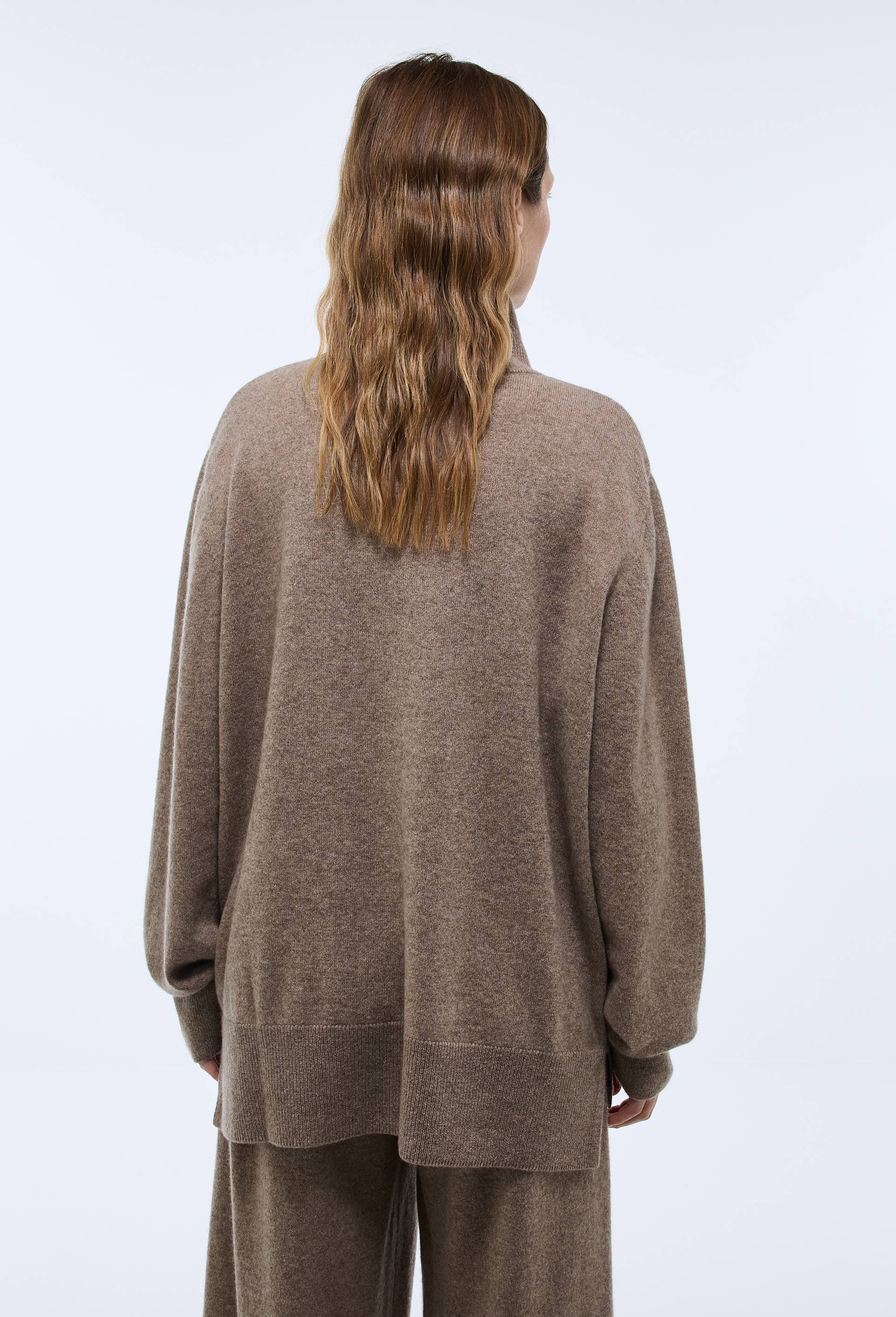 Pull col montant uni en cachemire, Beige, large image number 1.0