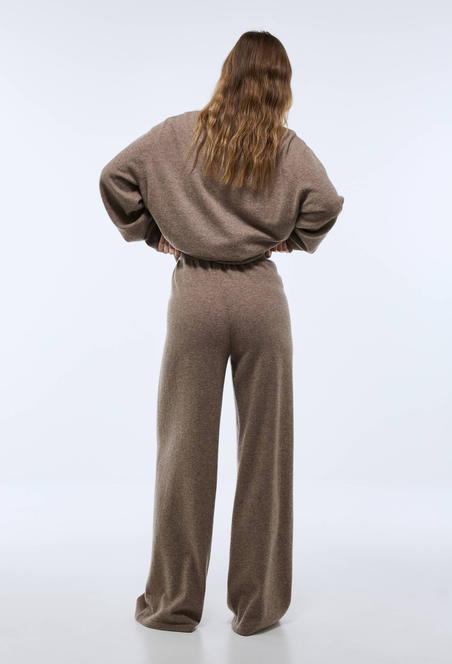 Pantalon large uni en cachemire, Beige, large image number 1