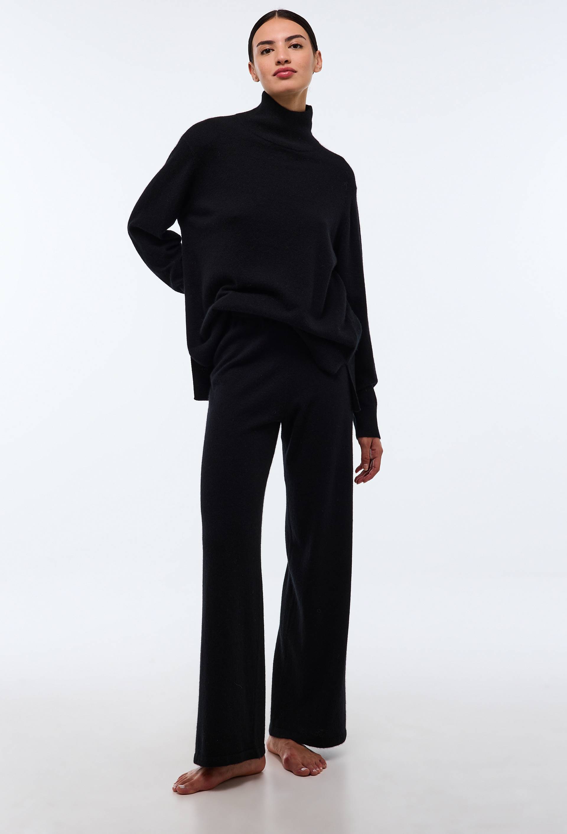 Pantalon large uni en cachemire, Noir, large image number 0