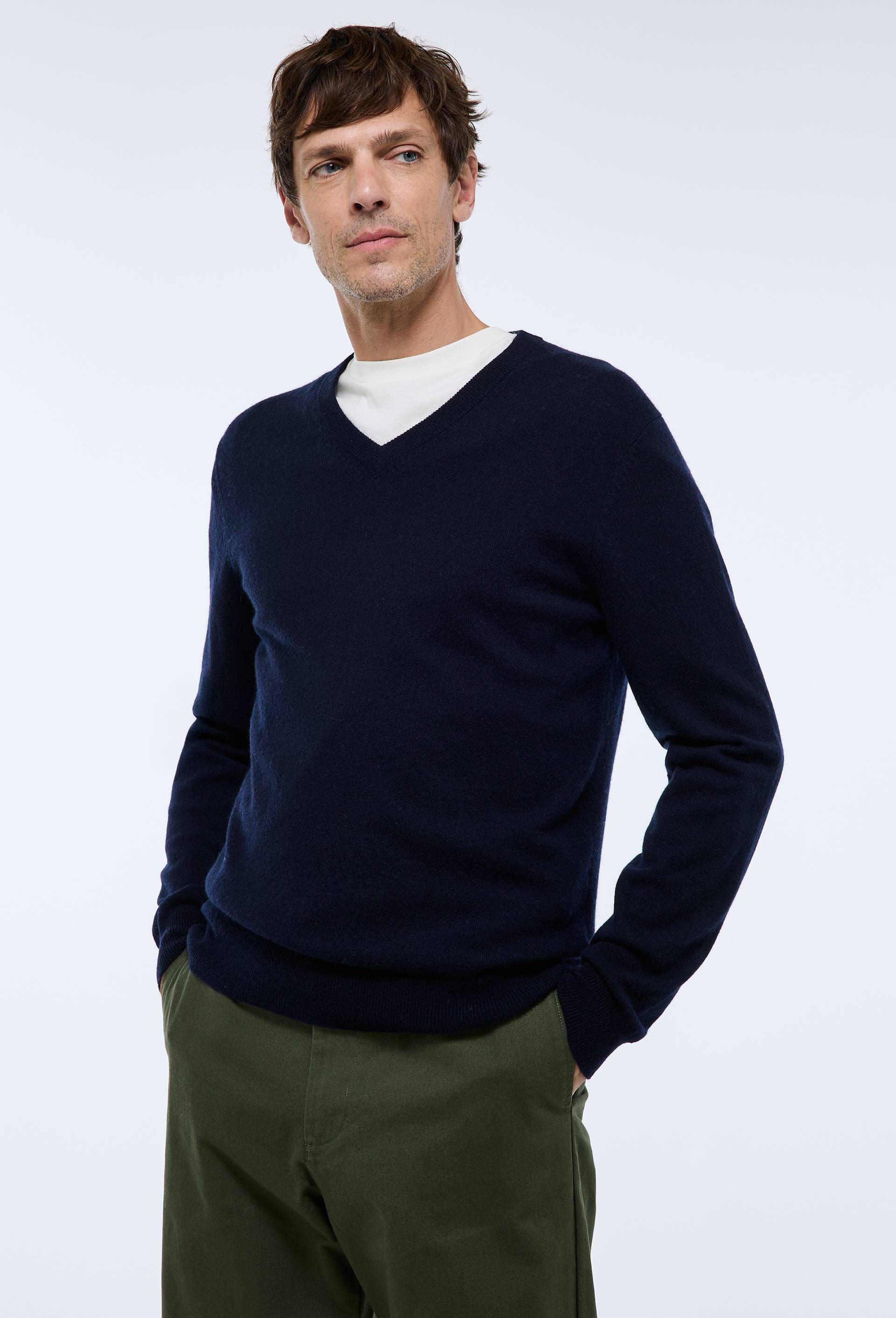 Pull col V en mélange laine et cachemire - MONOPRIX - Modalova