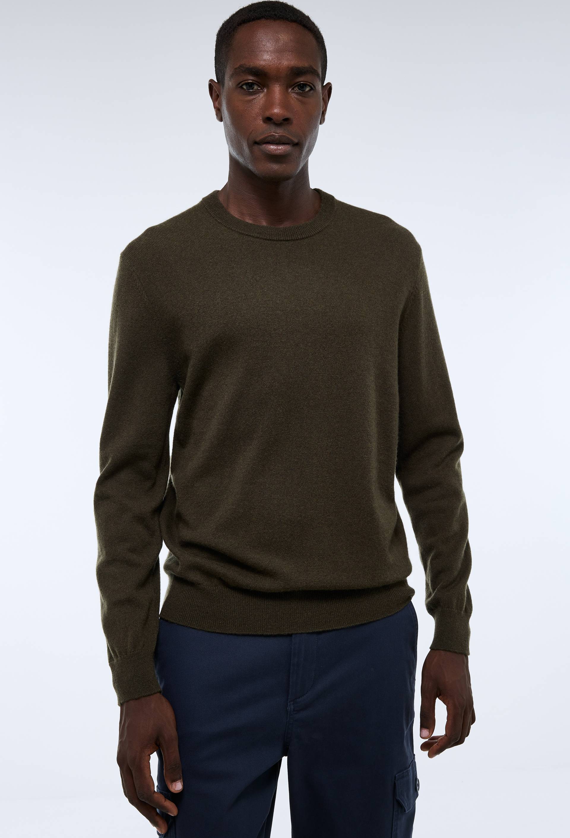 Pull col rond en mélange laine et cachemire, Brun foncé, swatch image
