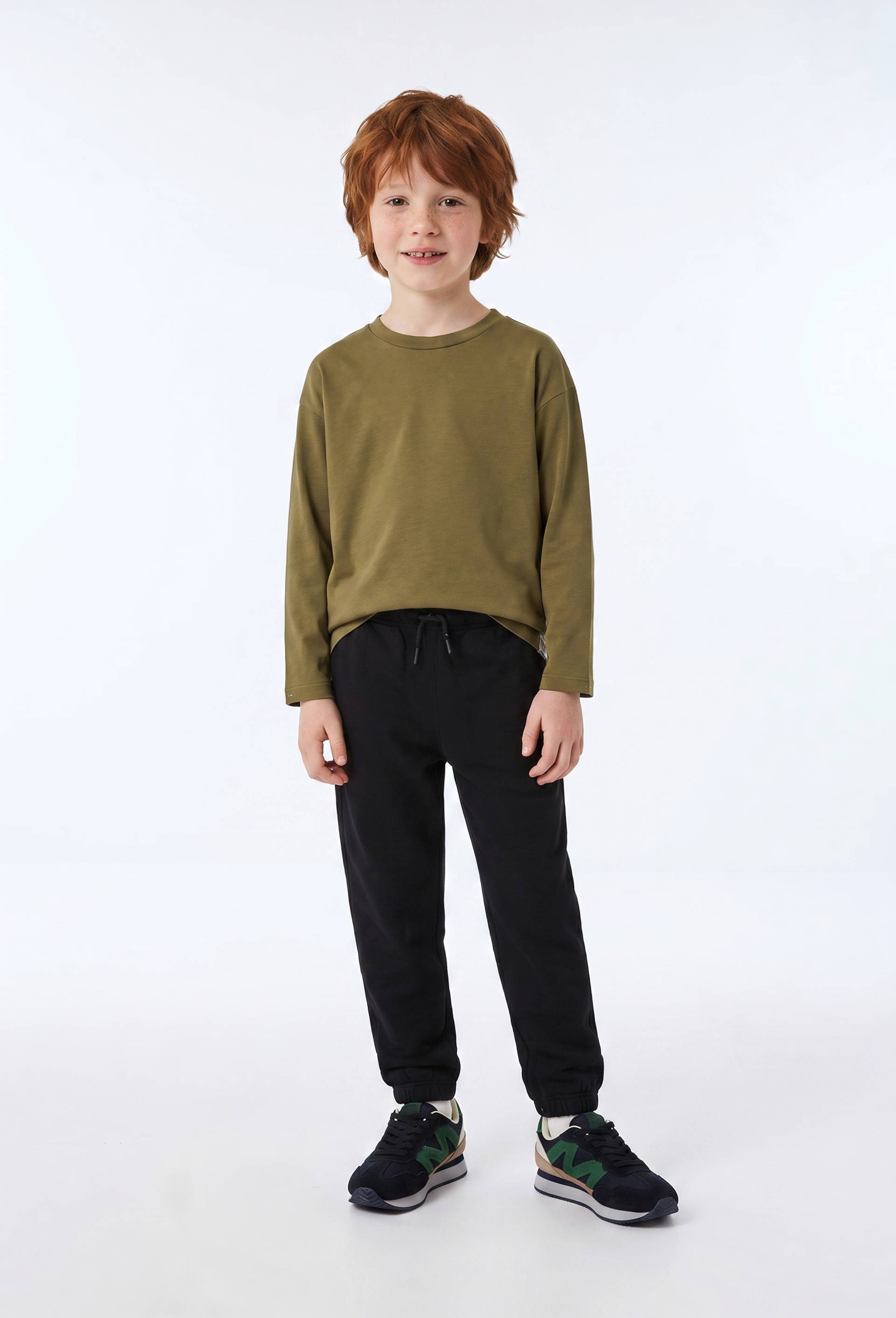 Jogging en molleton uni en coton BIO GOTS, Noir, swatch image