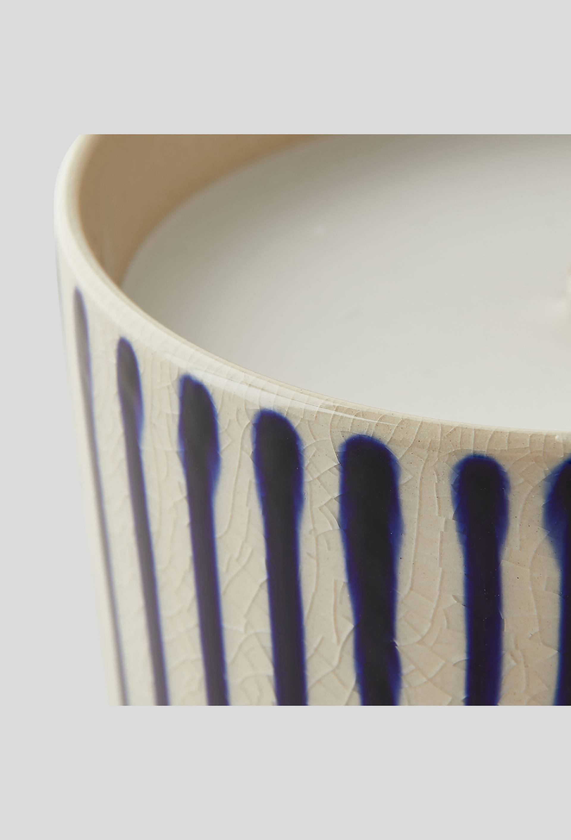 Bougie dans un pot rayé, 12,5 x 12,5 cm, en céramique, Bleu, large image number 1