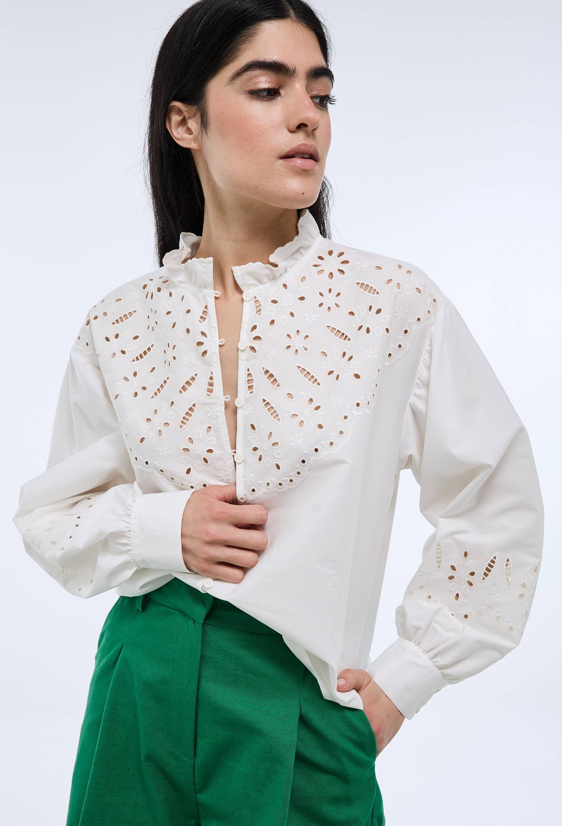Chemise manches longues broderie col en coton BIO GOTS, Ecru, large image number 0