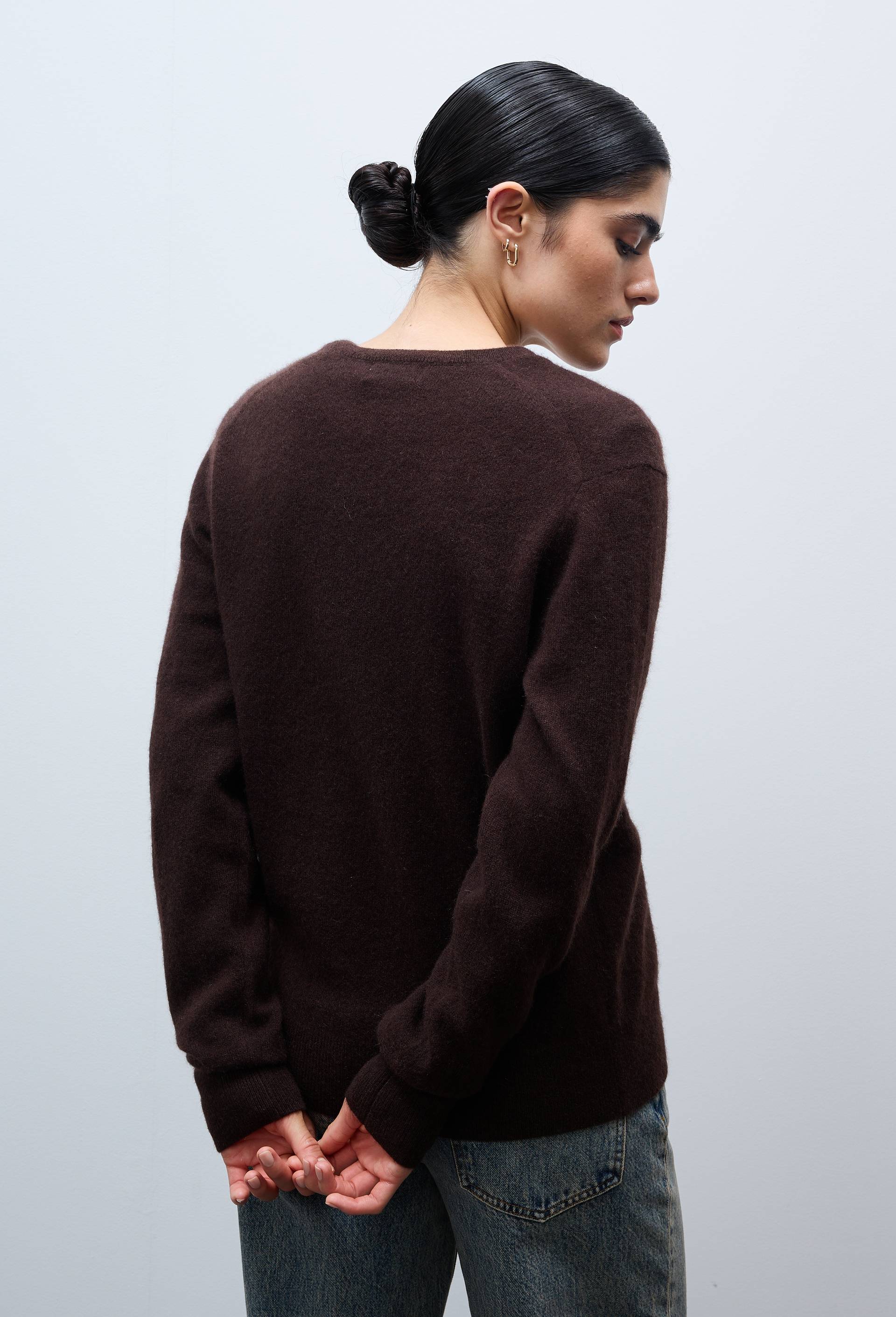 Pull uni col V en 100% cachemire, Brun clair, large image number 2.0