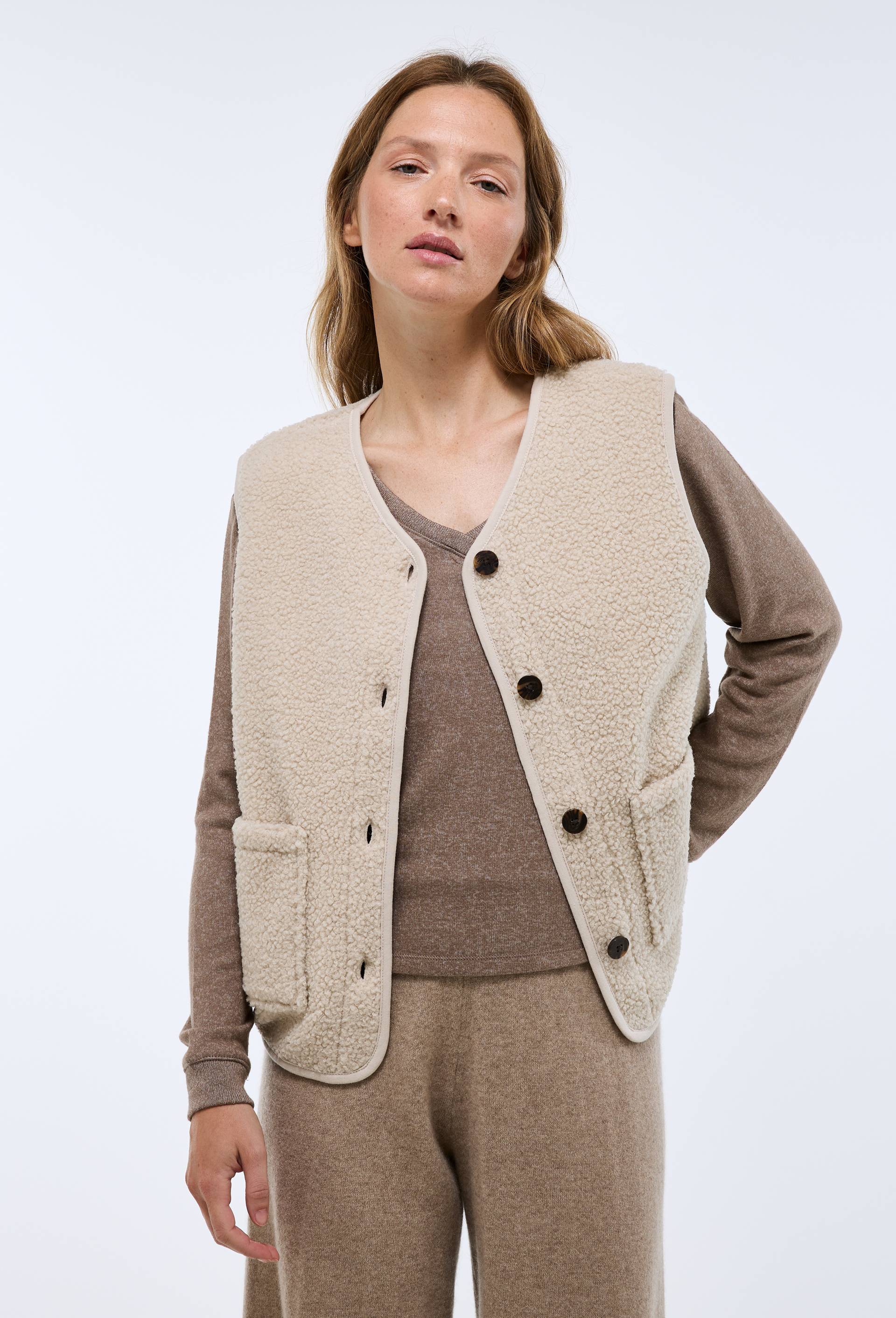 Veste sans manche en sherpa, Ecru, large image number 0