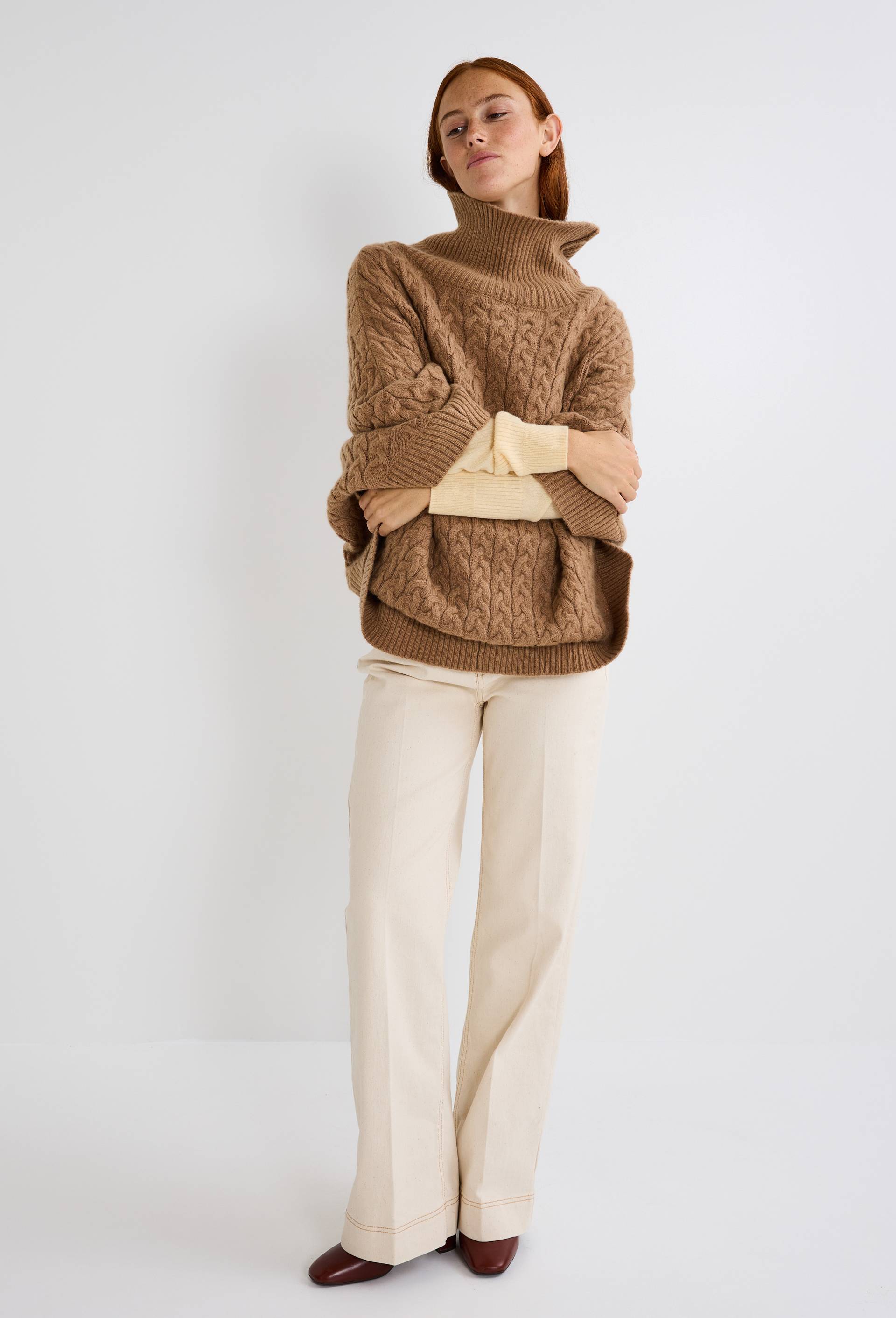 Poncho contenant de la laine, Beige, large image number 0