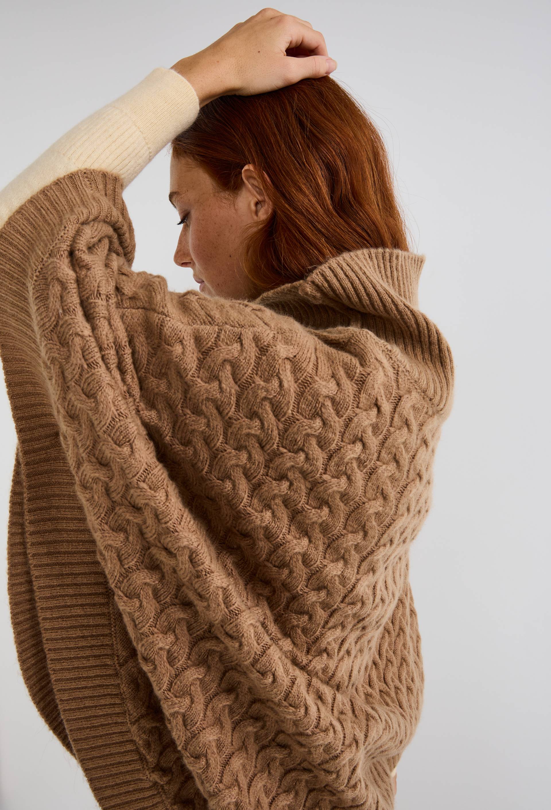Poncho contenant de la laine, Beige, large image number 1.0