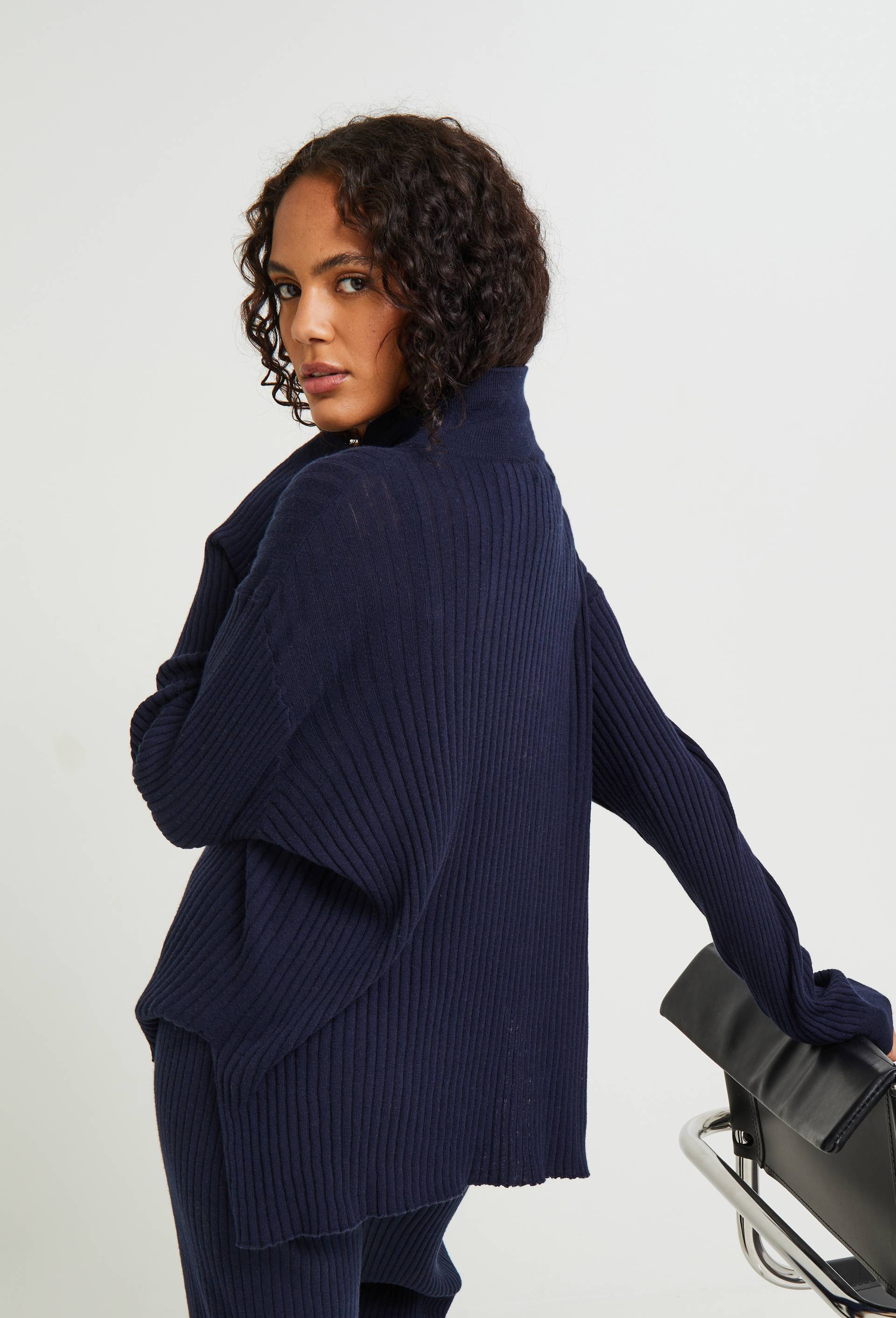 Pull col montant en maille coton cachemire, Bleu foncé, large image number 1.0