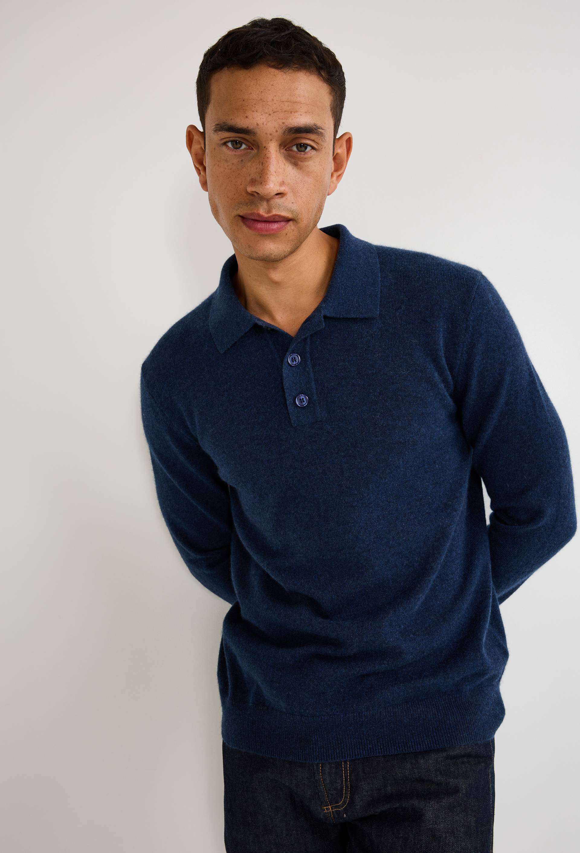 Pull col polo en 100% cachemire, Bleu fonc&eacute;, large image number 2