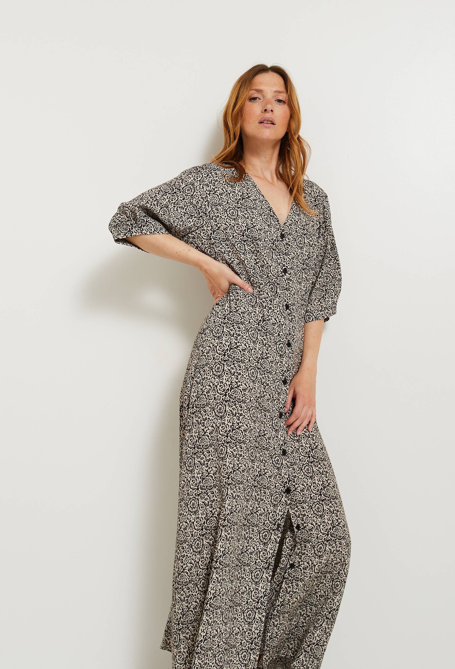 Robe midi cintrée imprimée, certifié Oeko-Tex, Beige clair, large image number 0