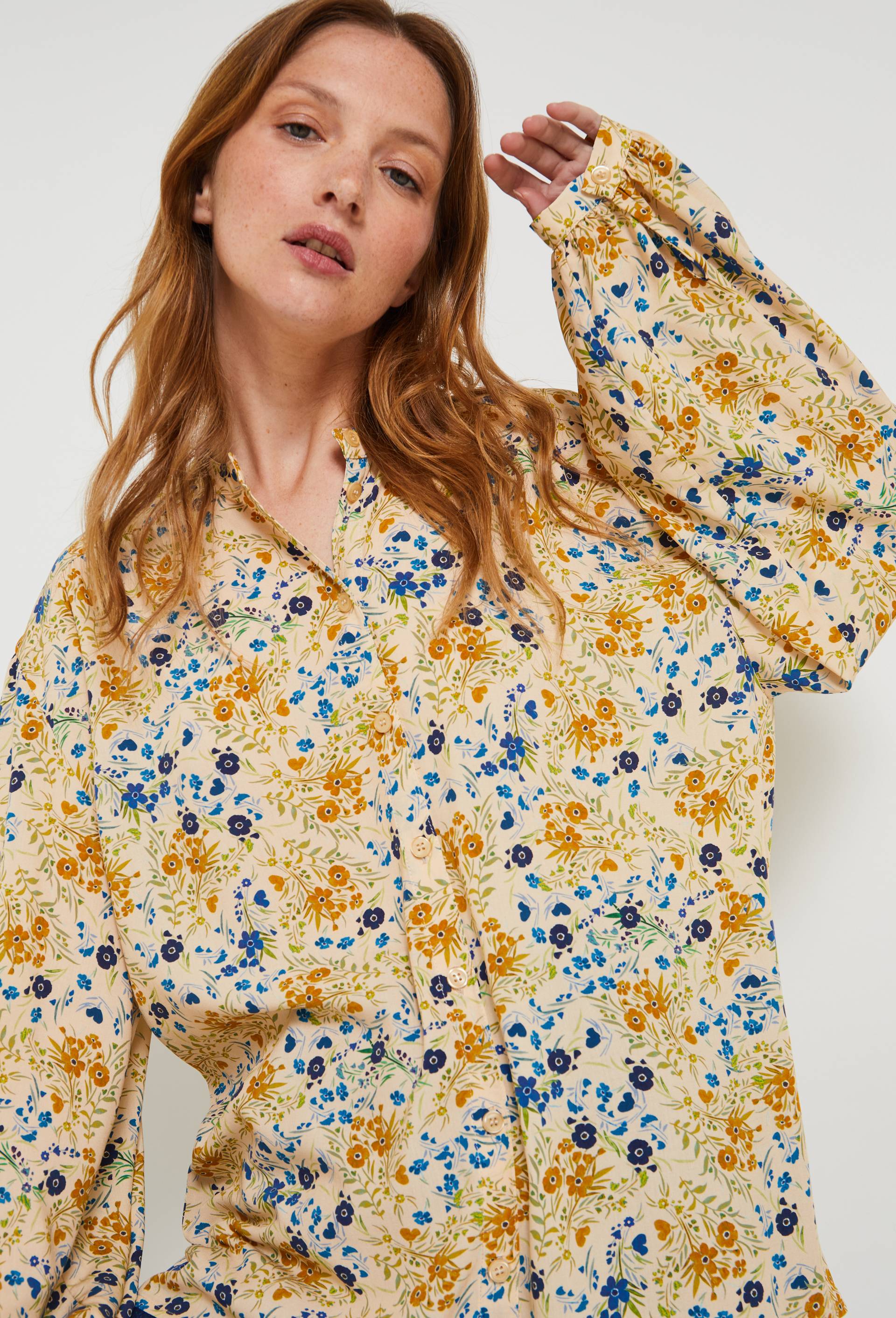 Blouse manches longues imprimée, certifié EcoVero, Beige clair, large image number 0
