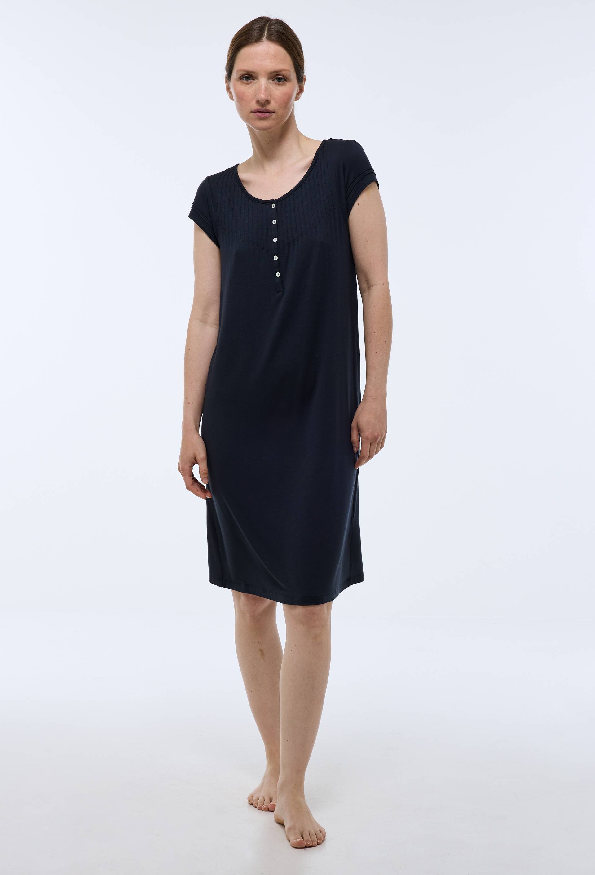 Chemise de nuit manches courtes fluide unie, Bleu foncé, swatch image