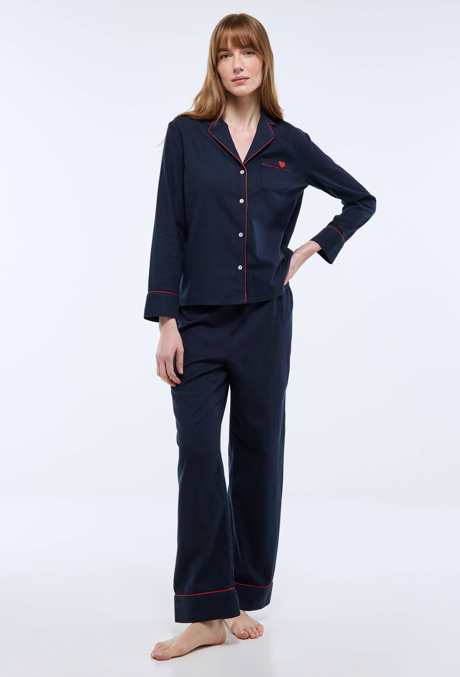 Pyjama uni broderie coeur en flanelle de coton BIO, Bleu fonc&eacute;, large image number 0