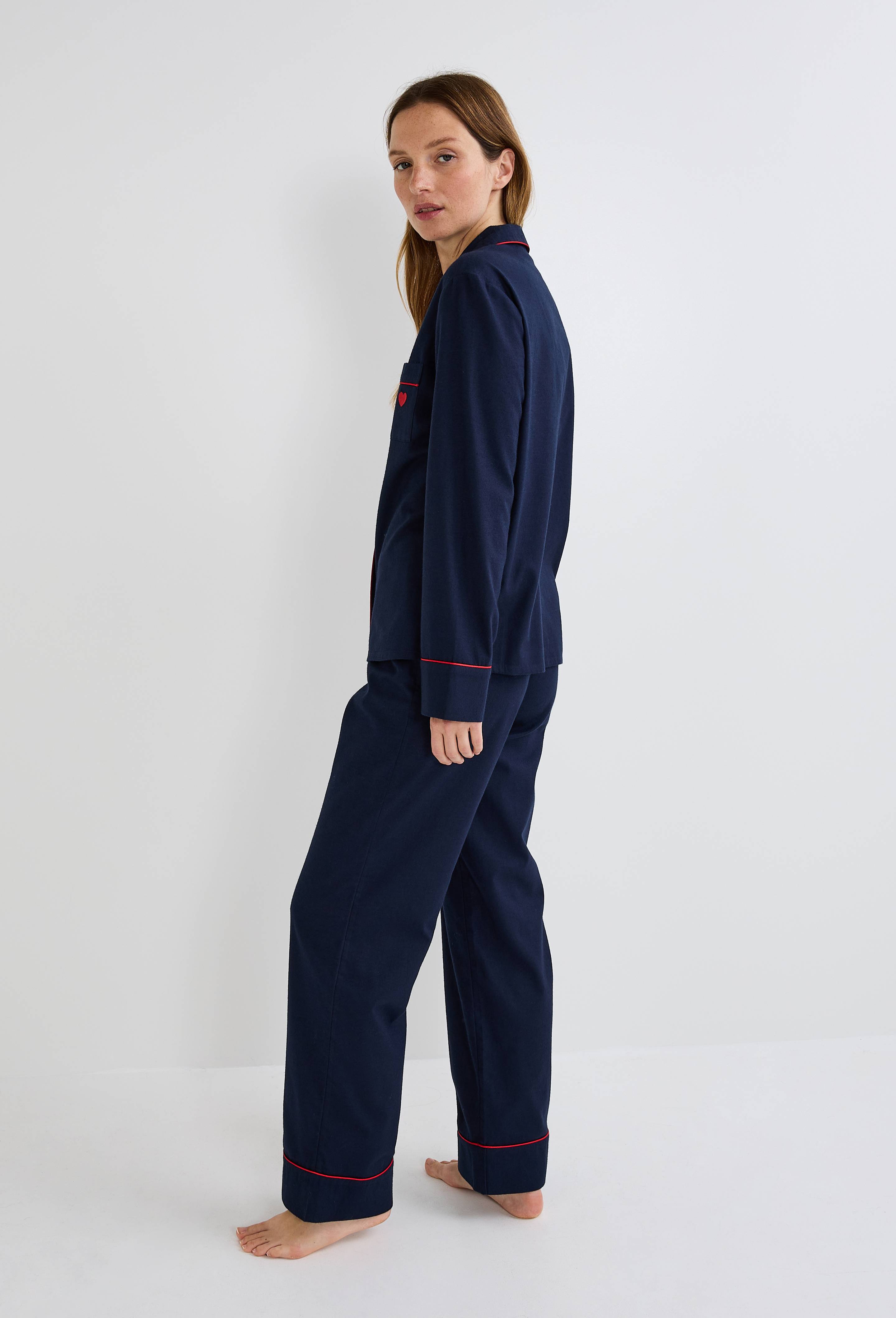 Pyjama uni broderie coeur en flanelle de coton BIO, Bleu foncé, large image number 1.0