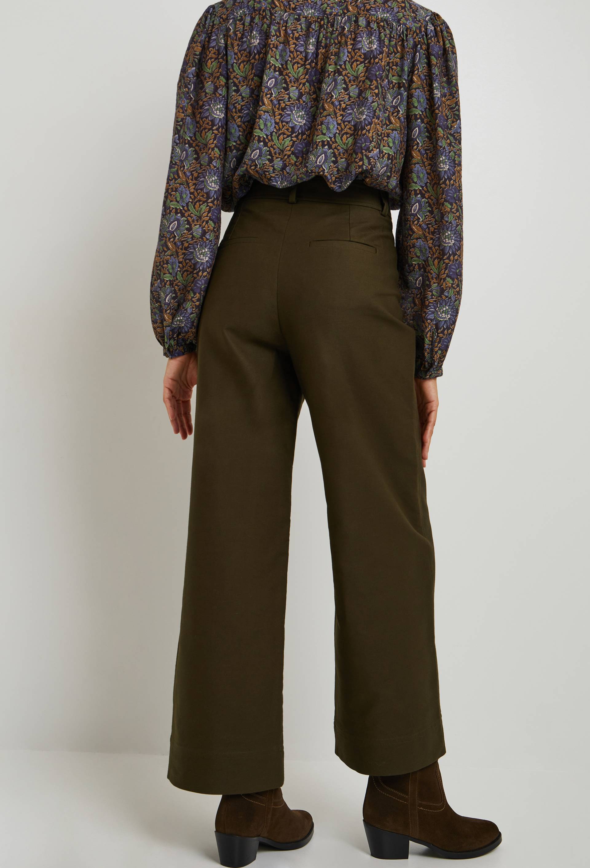 Pantalon large avec poches plaquées contenant du coton, Brun foncé, large image number 1.0