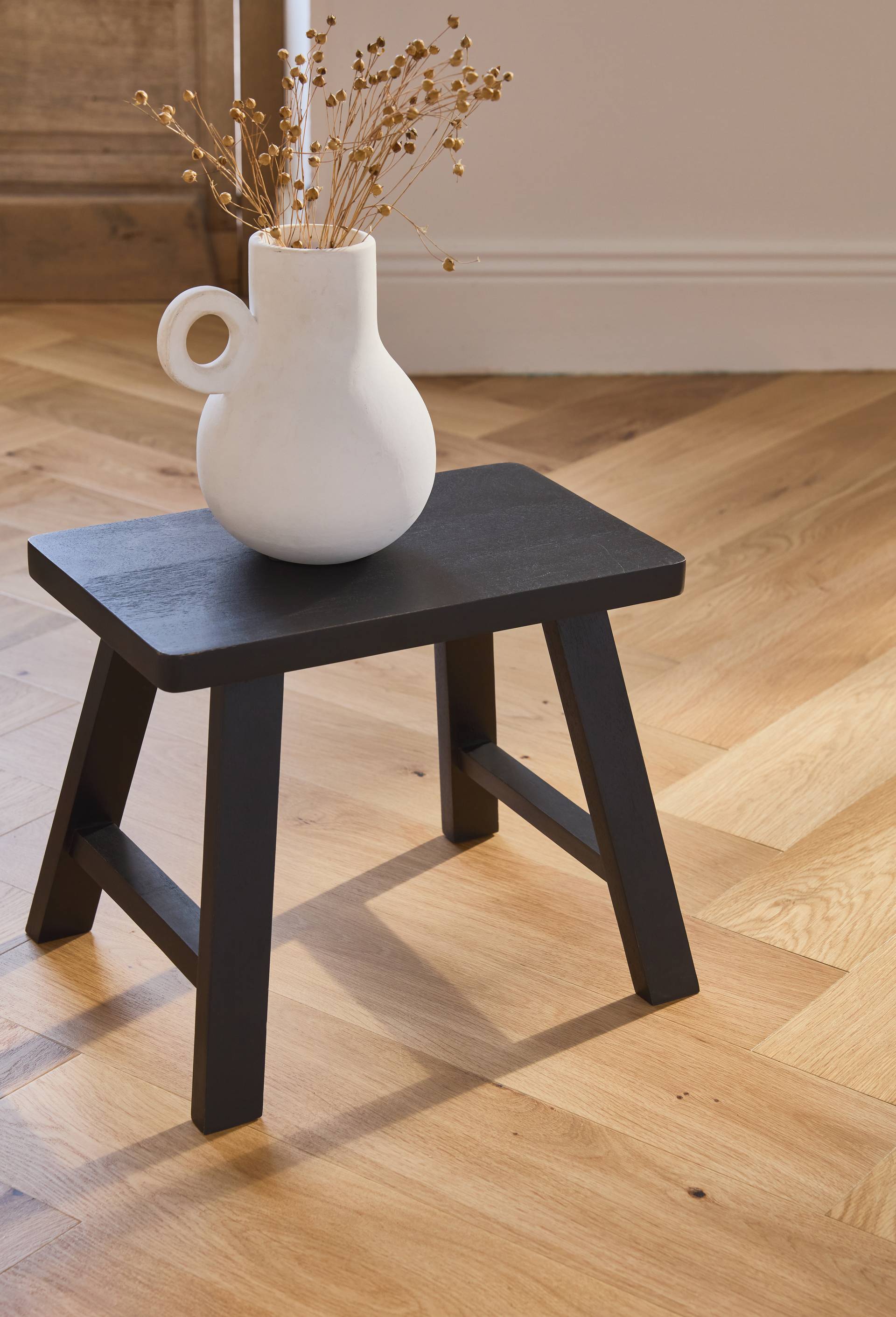 Tabouret en bois de manguier, Noir, large image number 0