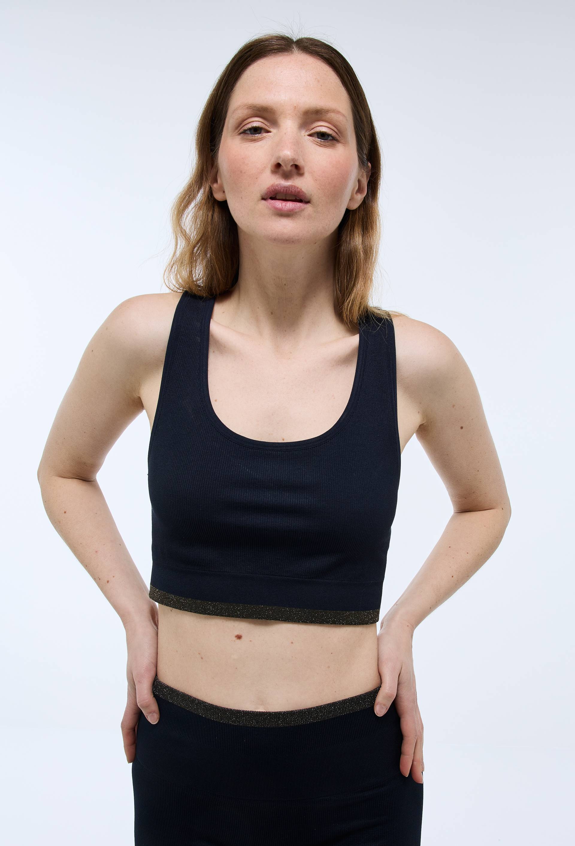 Brassi&egrave;re de sport c&ocirc;tel&eacute;e avec d&eacute;tail lurex, Bleu fonc&eacute;, large image number 0
