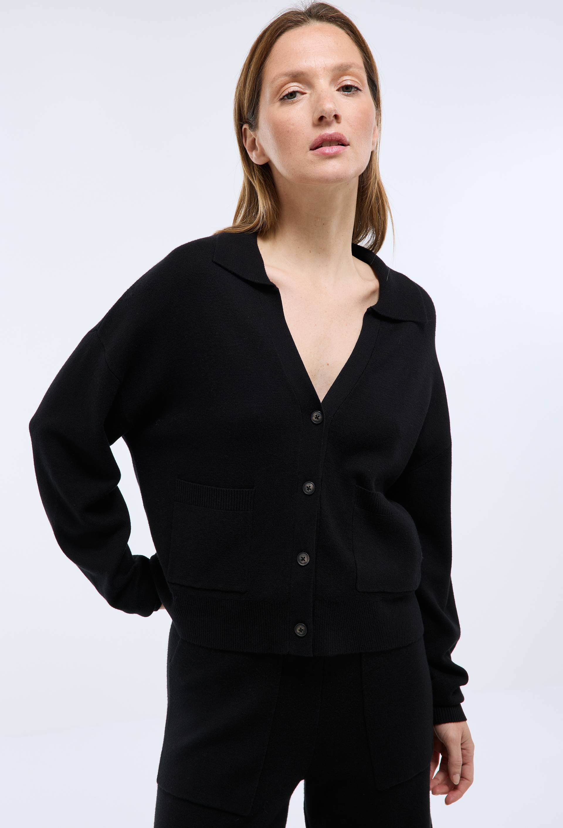 Gilet uni en maille, Noir, large image number 0