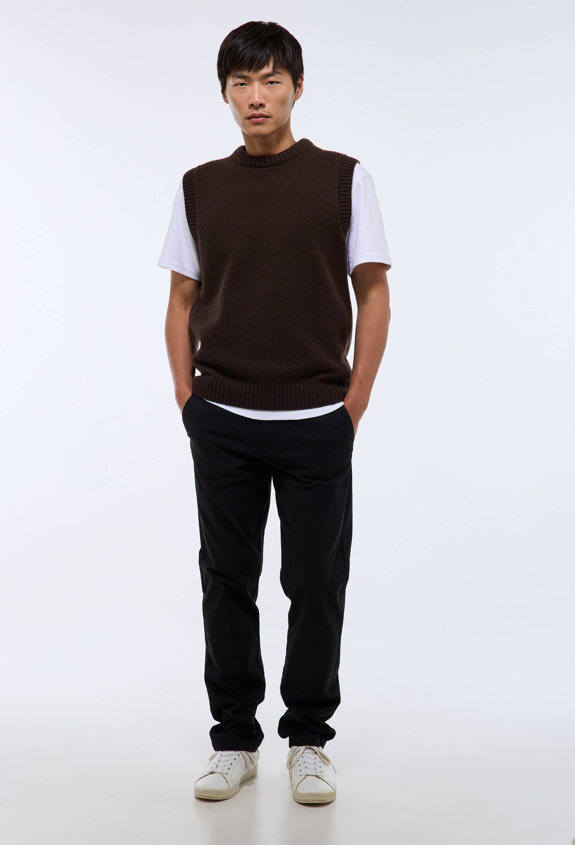 Pantalon chino straight en coton BIO GOTS, Noir, large image number 0